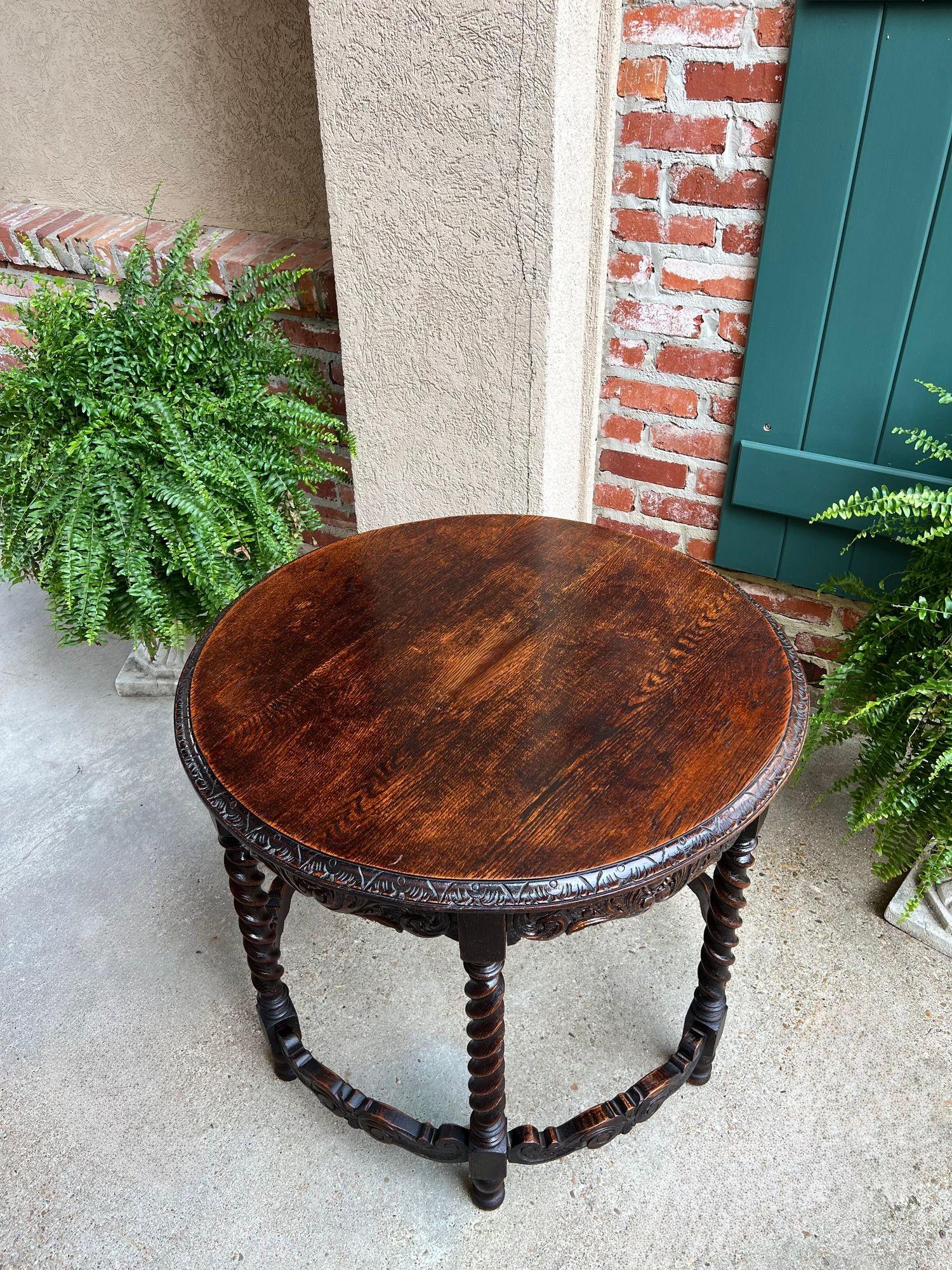 Antique French ROUND Side Center Table BARLEY TWIST Carved Oak Renaissance c1900 in vendita 4