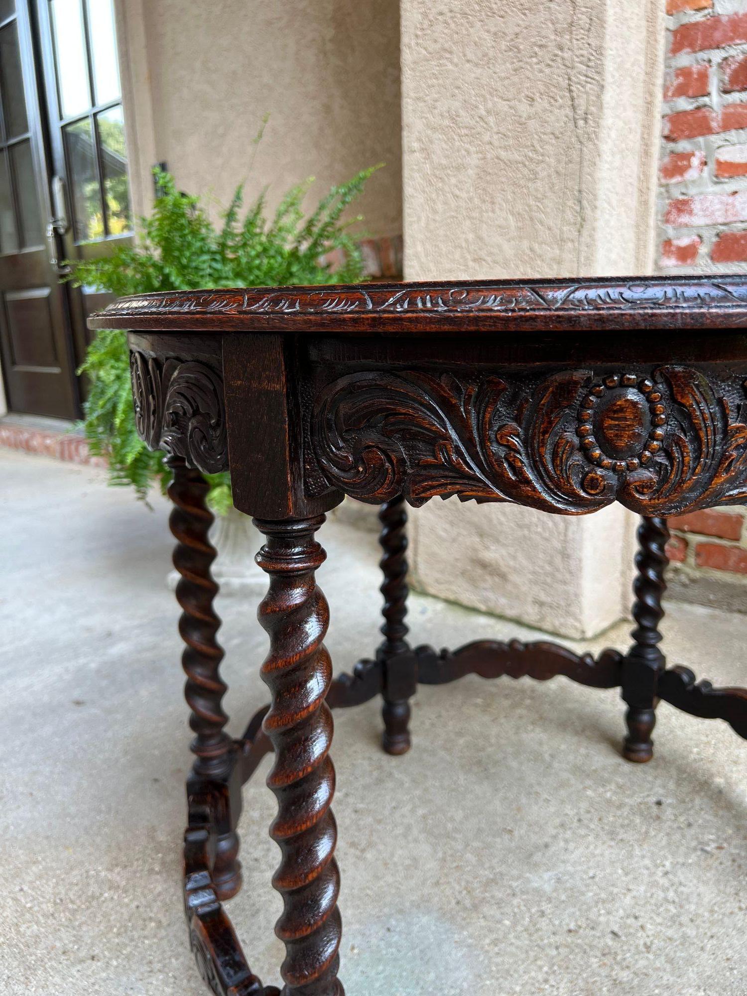 Antique French ROUND Side Center Table BARLEY TWIST Carved Oak Renaissance c1900 in vendita 11