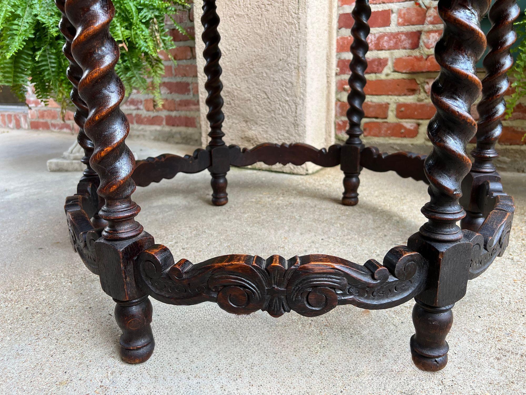 Antique French ROUND Side Center Table BARLEY TWIST Carved Oak Renaissance c1900 in vendita 12