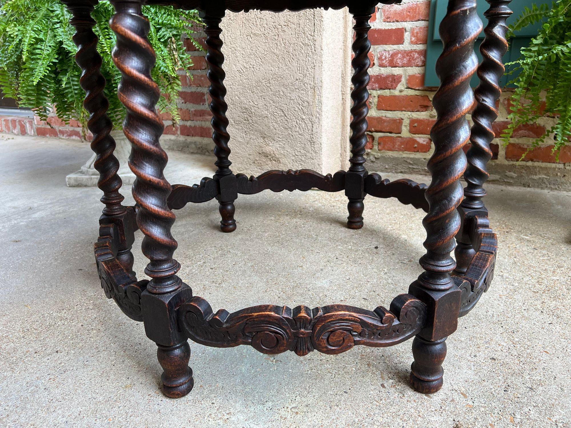 Quercia Antique French ROUND Side Center Table BARLEY TWIST Carved Oak Renaissance c1900 in vendita
