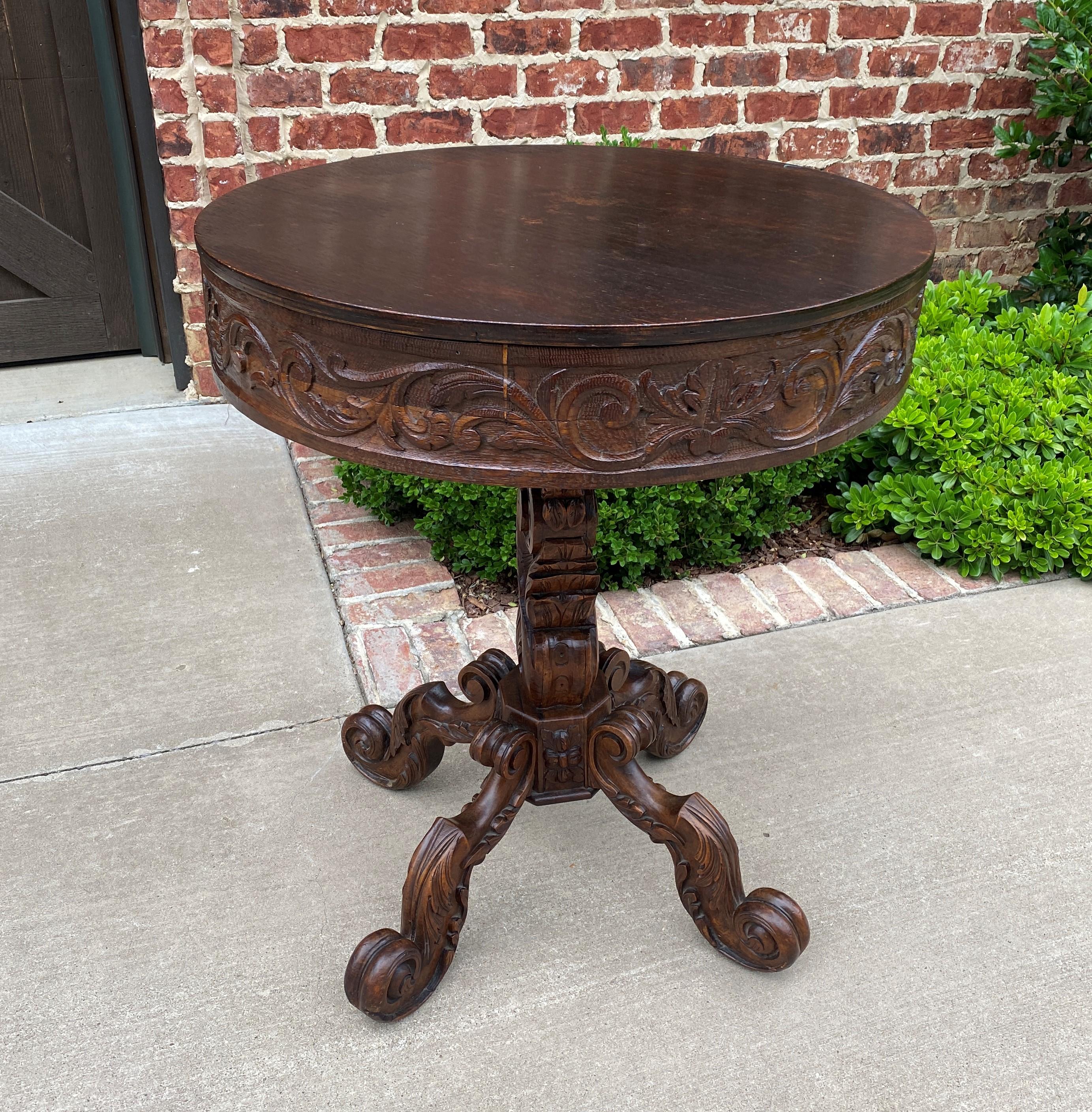 19th Century Antique French Round Table Entry Center Parlor Table Pedestal Renaissance 19th For Sale