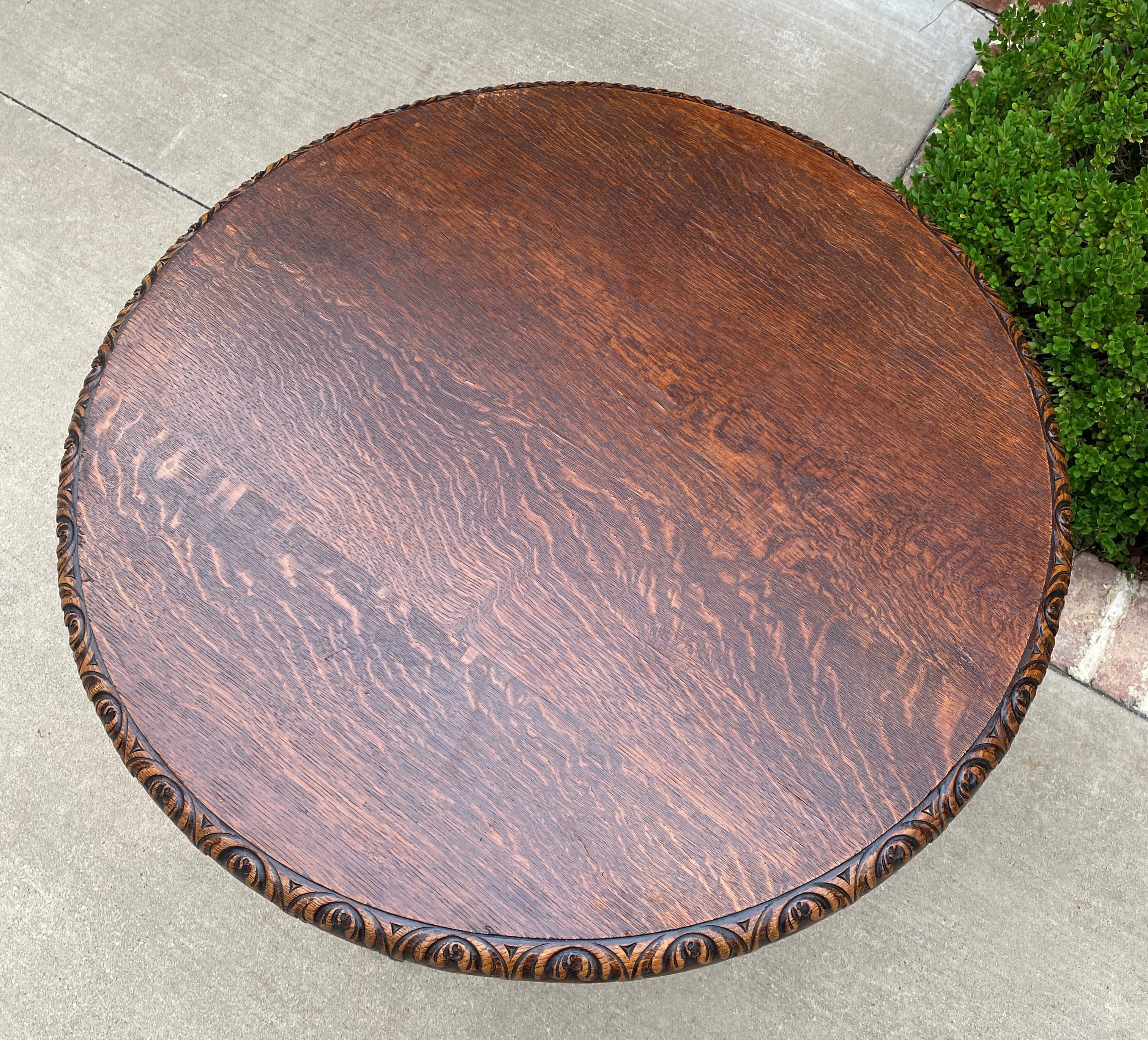foyer round table