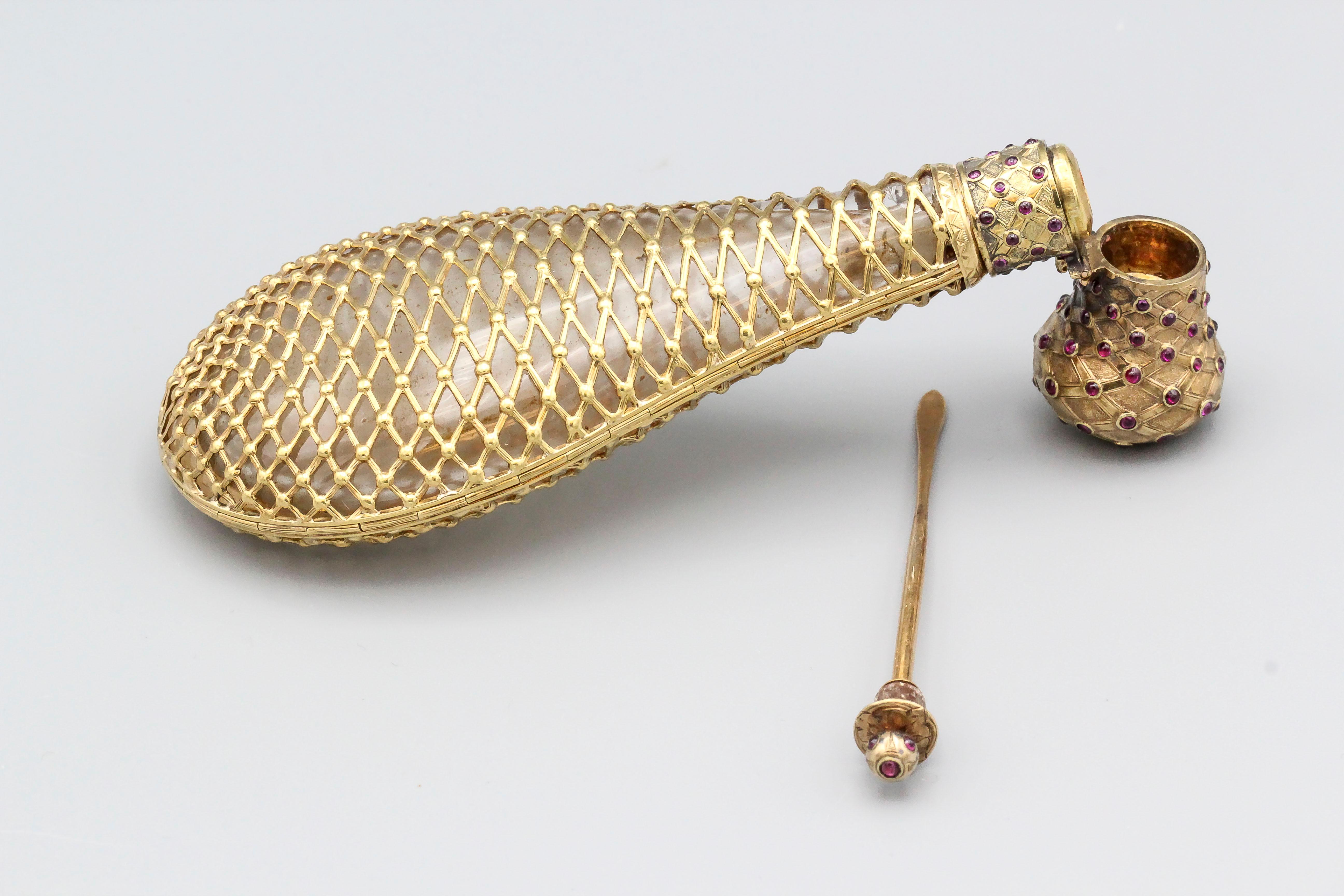 Antike französische Rubin-Parfümflasche aus 18 Karat Gold für Damen oder Herren im Angebot