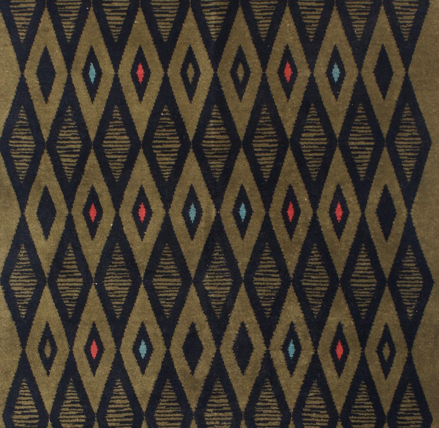 Antique French Rug Signed Leleu 5'9