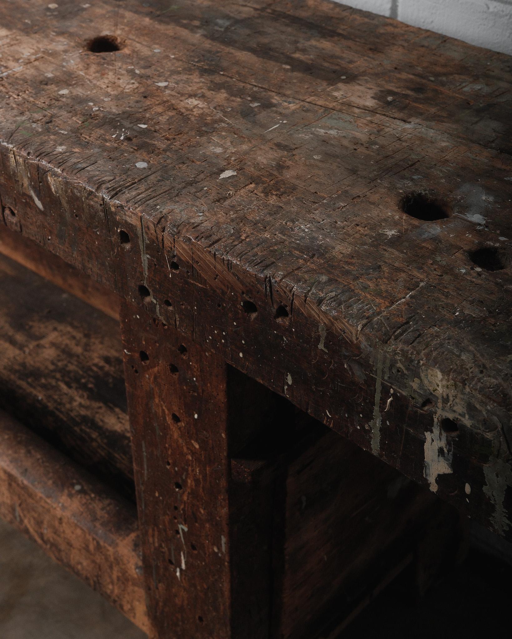 Antique French Rustic Carpenter’s Workbench with Vise, 19th Century For Sale 5