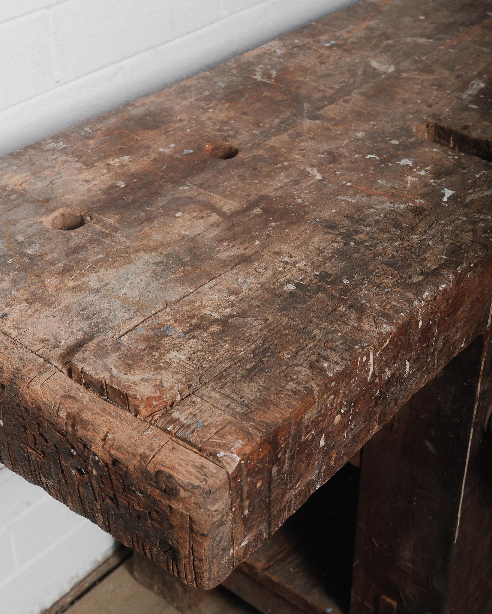 Antique French Rustic Carpenter’s Workbench with Vise, 19th Century For Sale 2