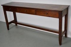 Ancienne table d'appoint française rustique de ferme en orme, début du 20e siècle