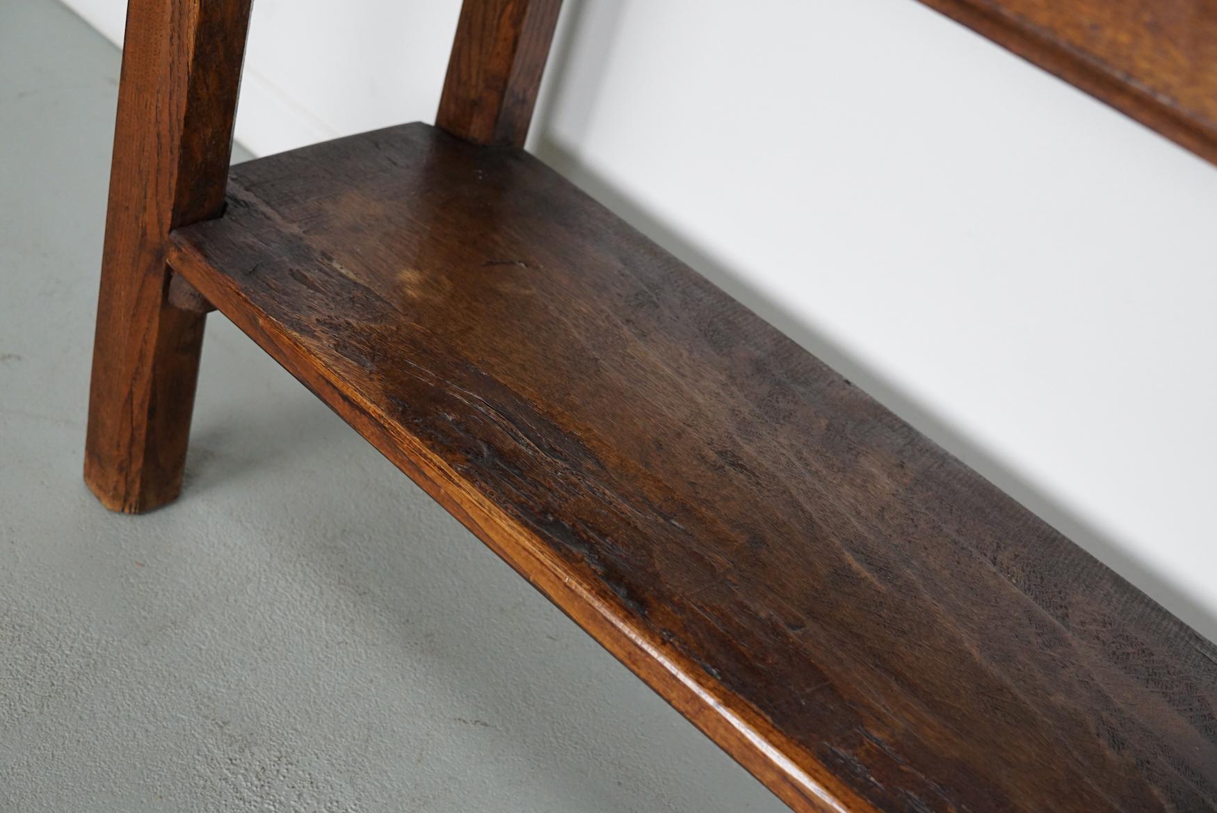 Ancienne table d'appoint en chêne de ferme rustique française, 19ème siècle en vente 11