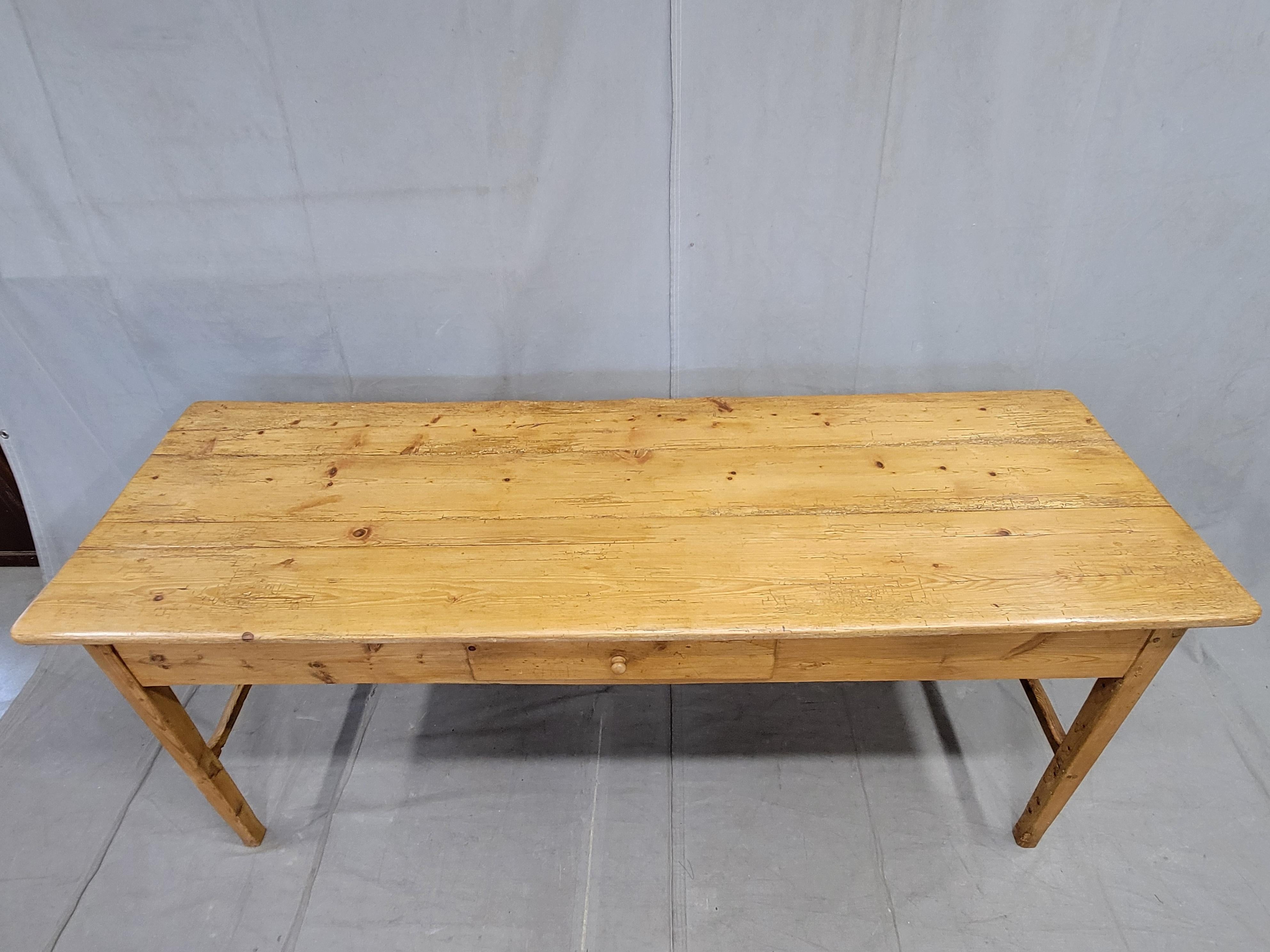 Rustique Antique French Rustic Pine Farmhouse Kitchen Work Table Console Table en vente