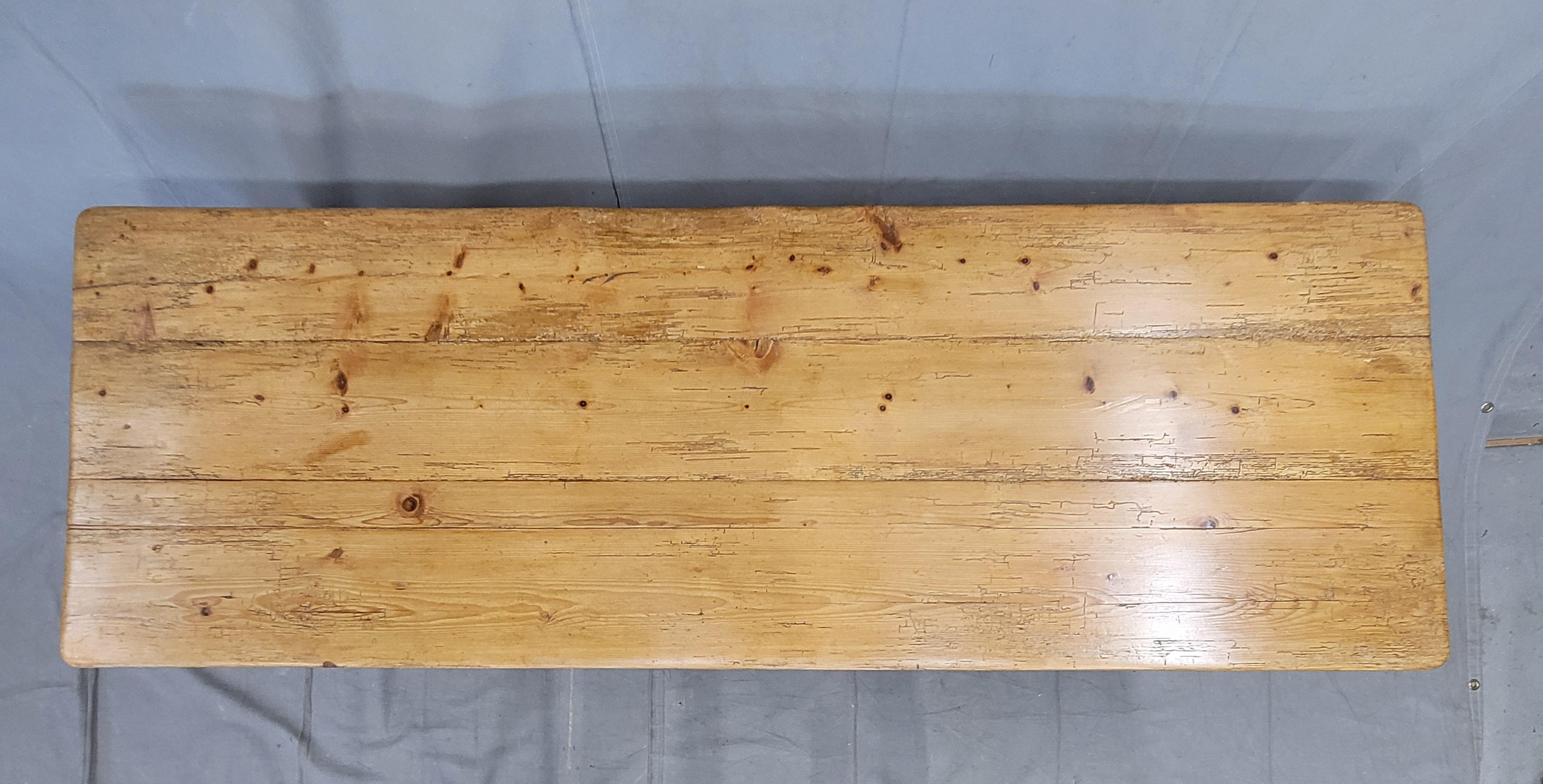 Fait main Antique French Rustic Pine Farmhouse Kitchen Work Table Console Table en vente