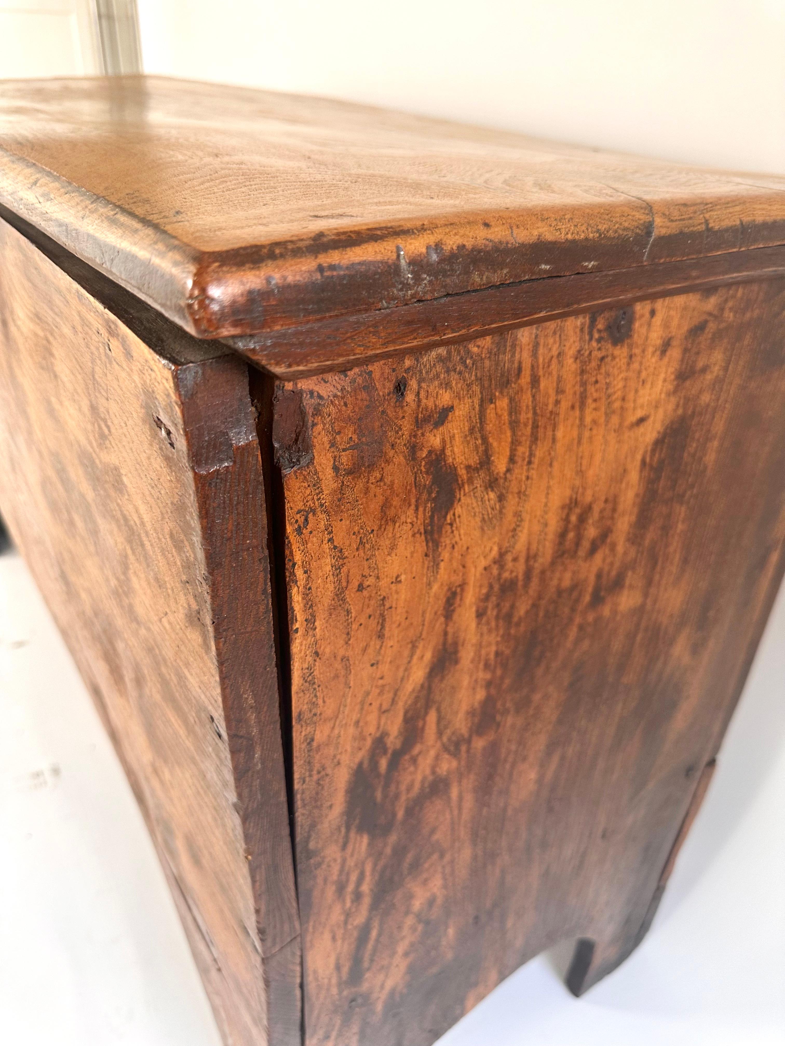 Antique French rustic primitive 19th century hallway chest / blanket box 5
