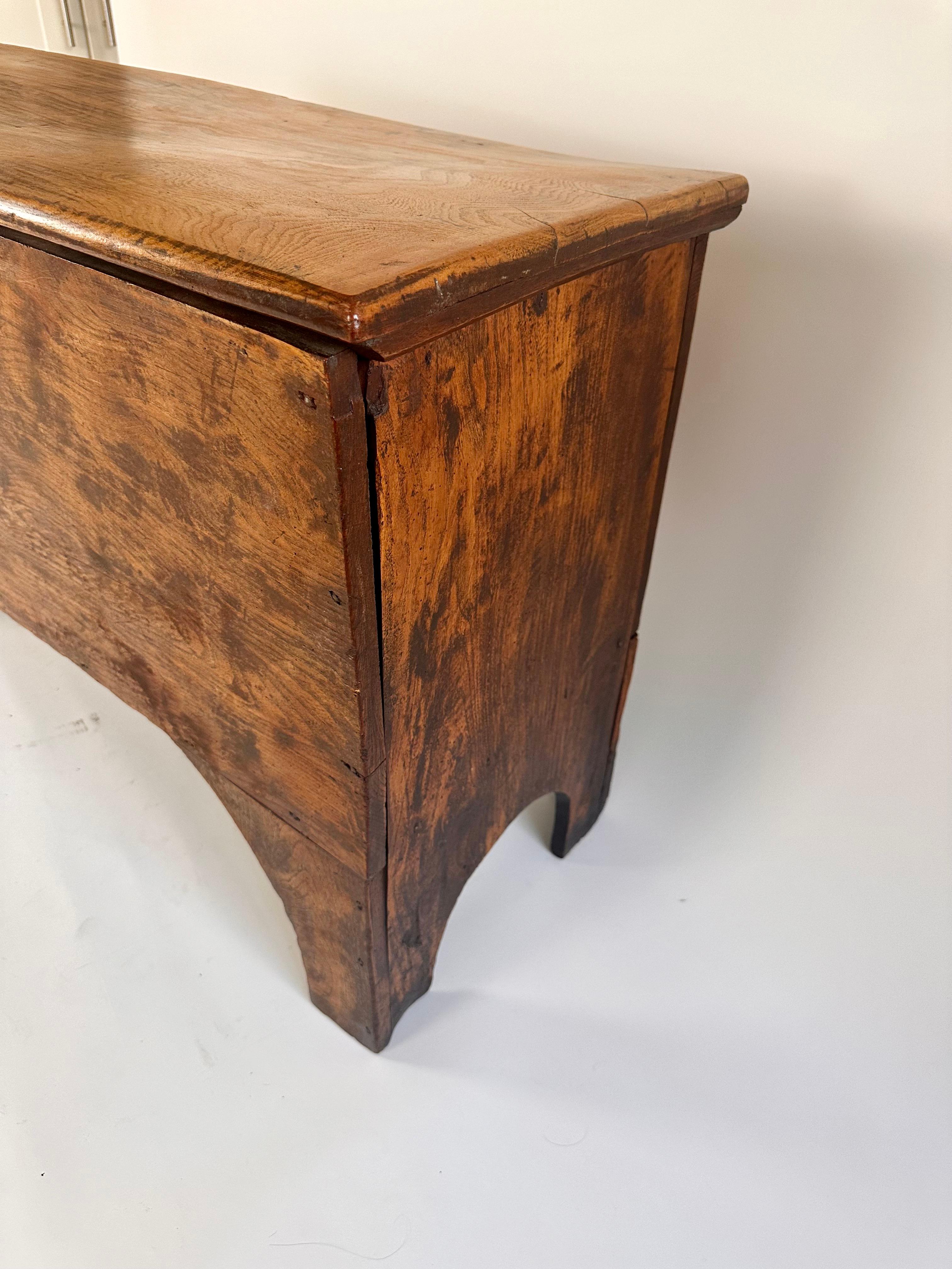 Antique French rustic primitive 19th century hallway chest / blanket box 4