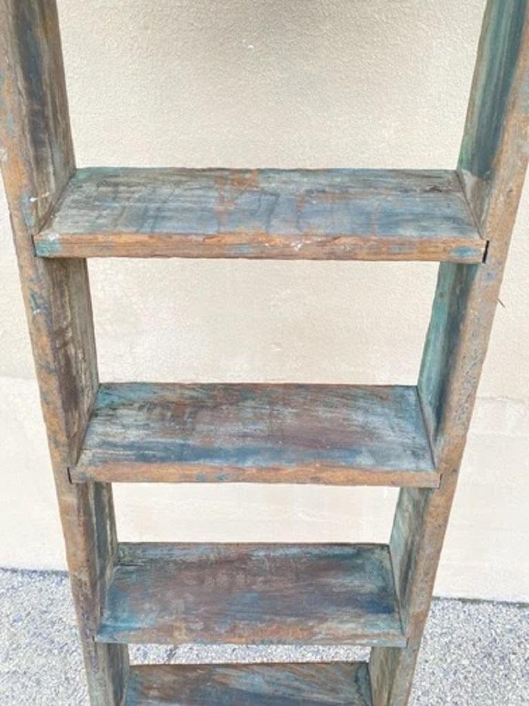 Style Adam Ancienne échelle de grange en bois rustique primitive peinte à l'envers en vert 103 en vente