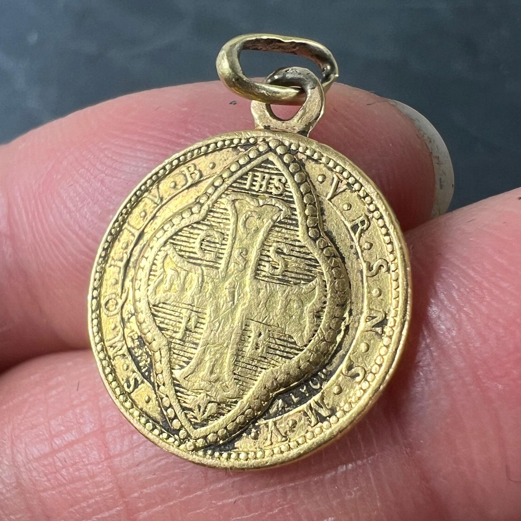 Antique French Saint Benedict 18 Karat Yellow Gold Medal Charm Pendant For Sale 4