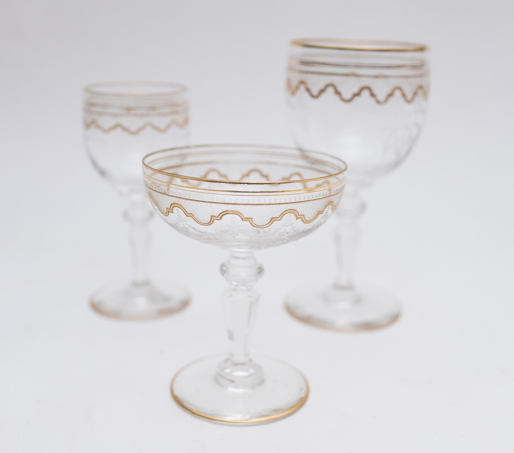 Antique French Saint Louis Crystal Service, 33 Pieces, Gilt Design Custom Order In Good Condition In West Palm Beach, FL