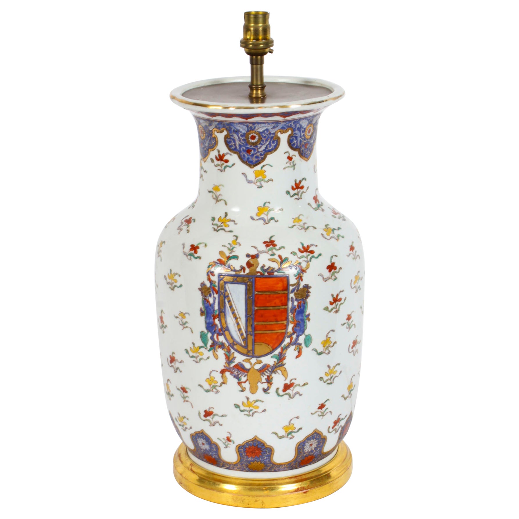 Lampe ancienne en porcelaine peinte à la main et dorée Samson, 19ème siècle