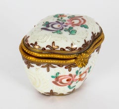 Antique French Samsons Porcelain Pillbox 19th Century