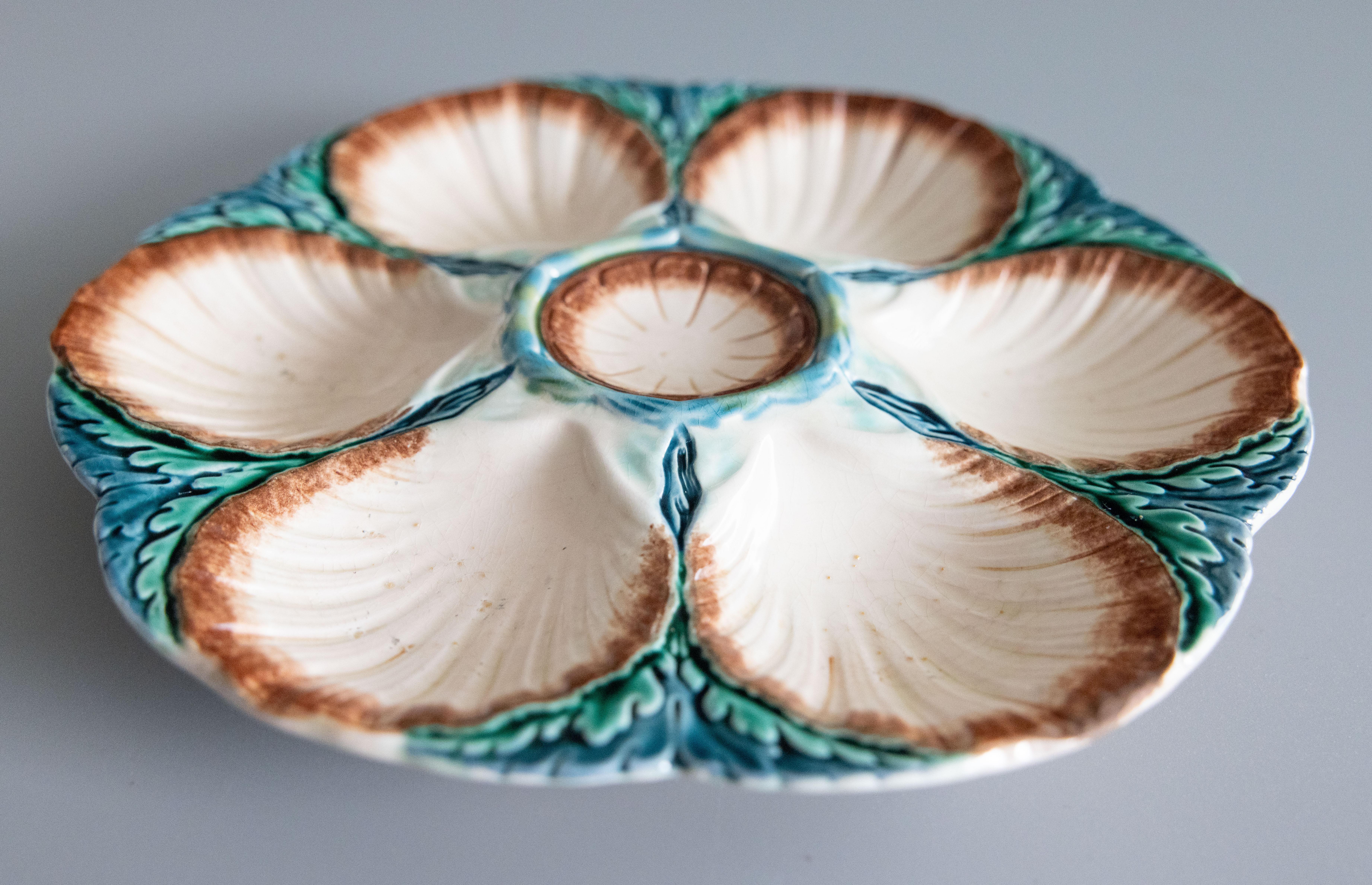 Français Antique French Sarreguemines Majolica Oyster Plate, Circa 1890 en vente