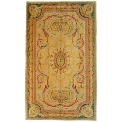 Tapis ancien de la Savonnerie française