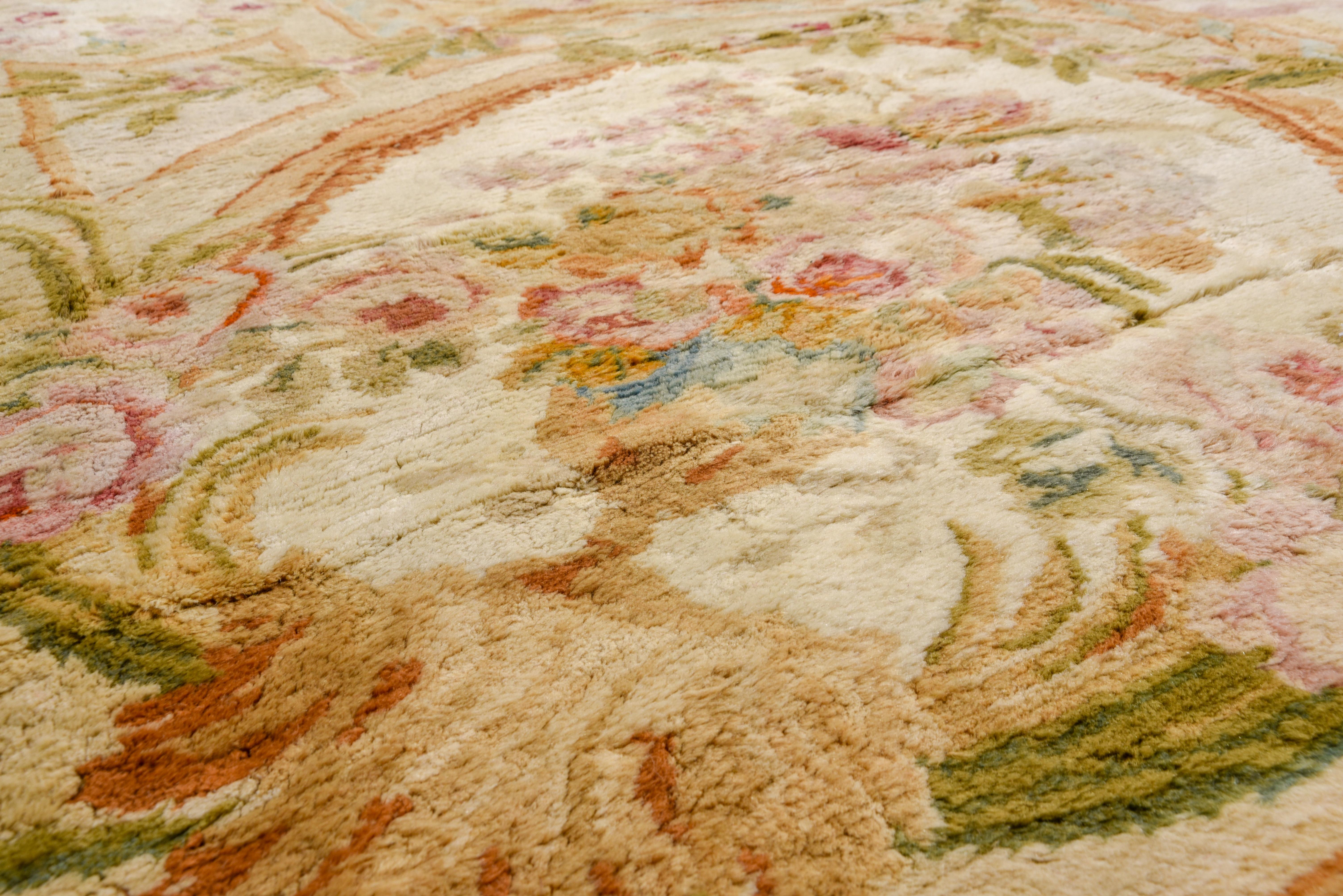 louis carpet