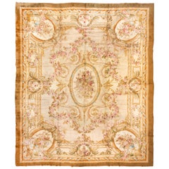 Tapis ancien de la Savonnerie, style Louis XVI, circa 1900