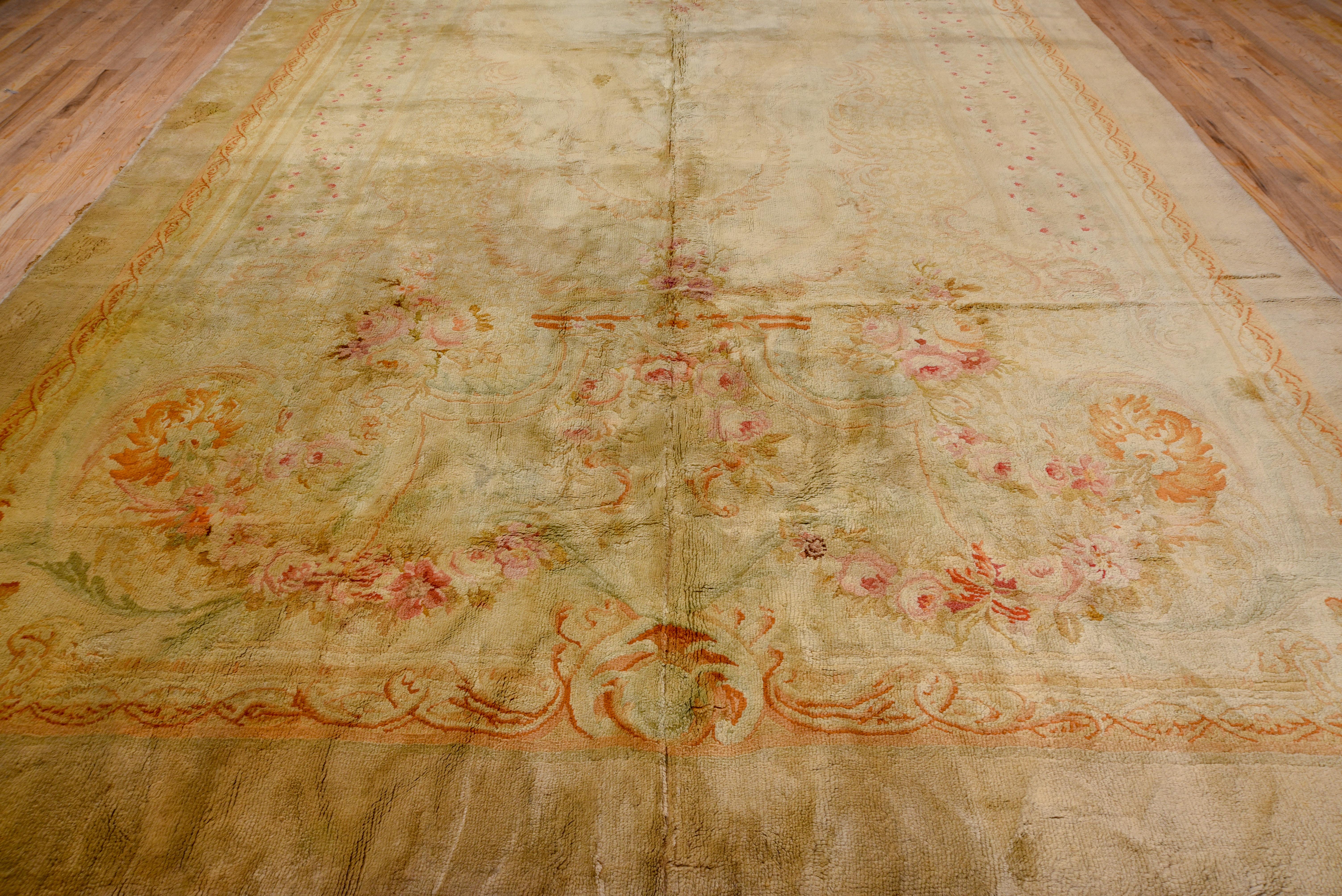 Early 20th Century Antique French Savonnerie Carpet, Louis XVI Style, Gold, circa 1900s