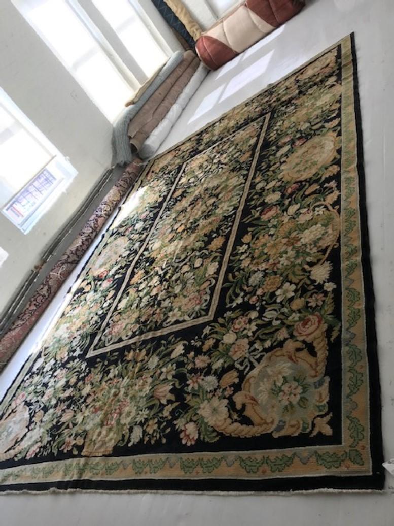 Early 20th Century French Savonnerie Botanic Handmade Wool Rug For Sale 1