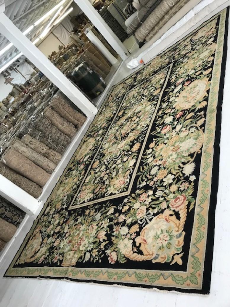Early 20th Century French Savonnerie Botanic Handmade Wool Rug For Sale 2