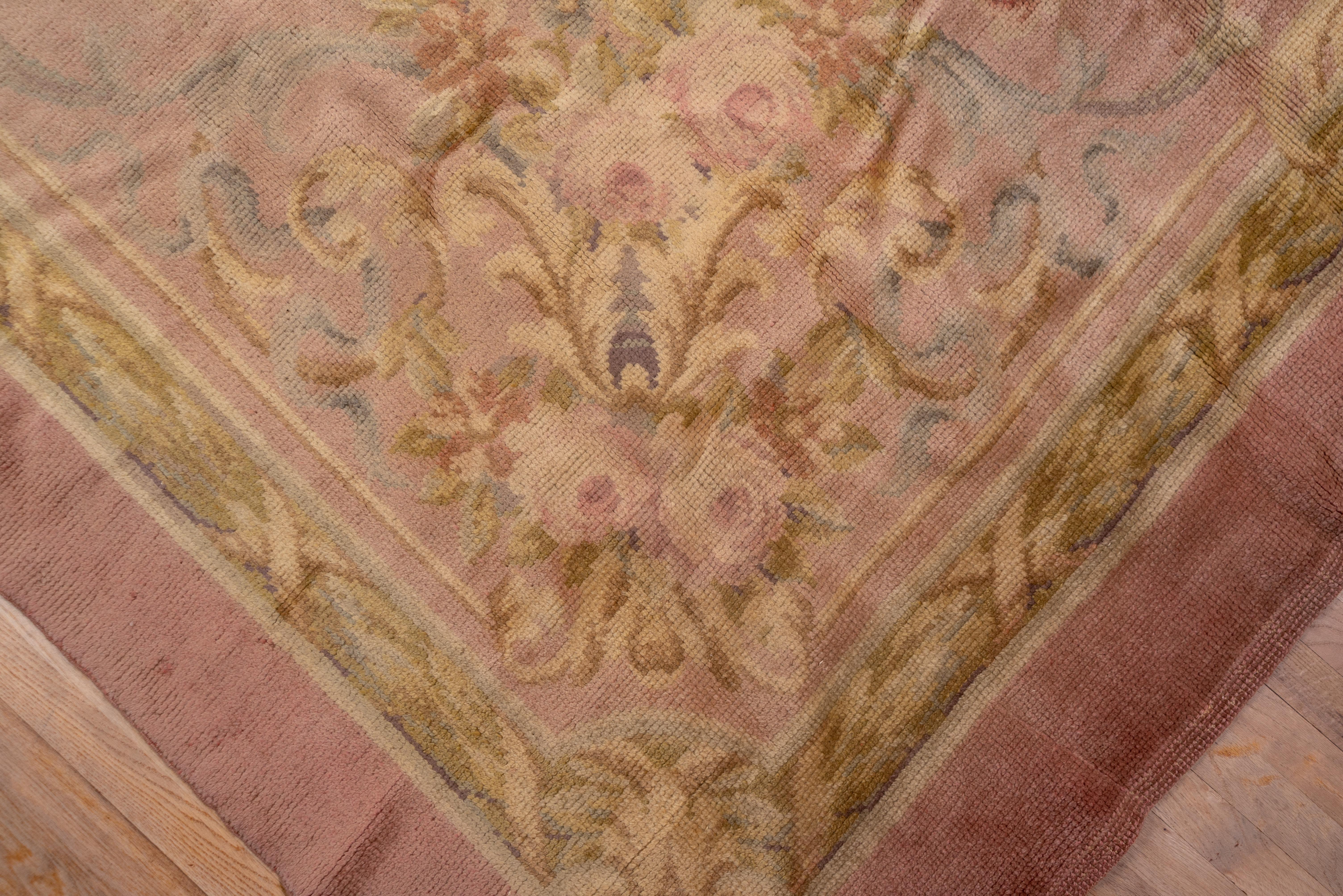 Antiker französischer Savonnerie-Mansion-Teppich im Rokoko-Stil, um 1910 (Handgewebt) im Angebot