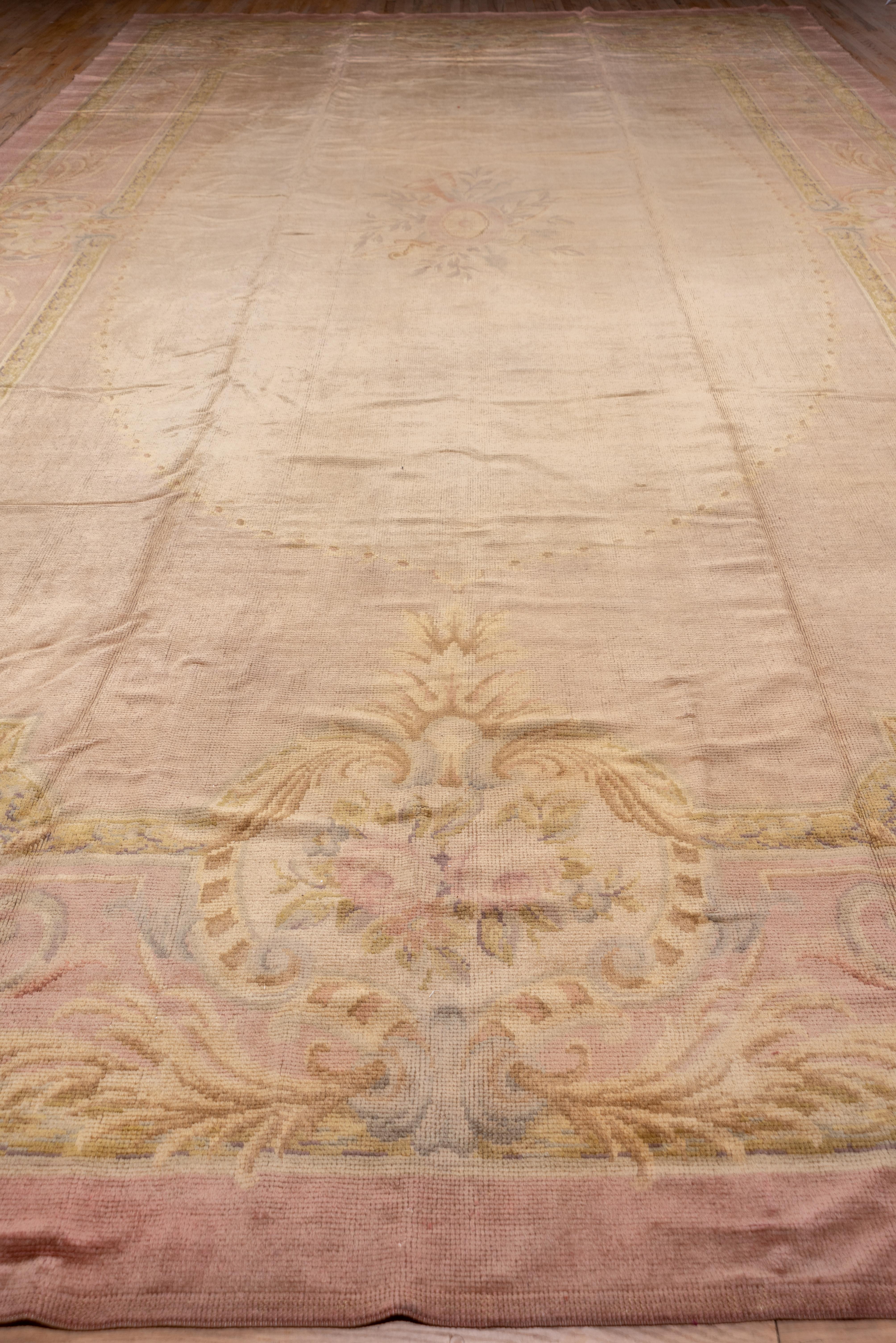 Début du 20ème siècle Mansion français ancien de Savonnerie, style rococo, vers les années 1910