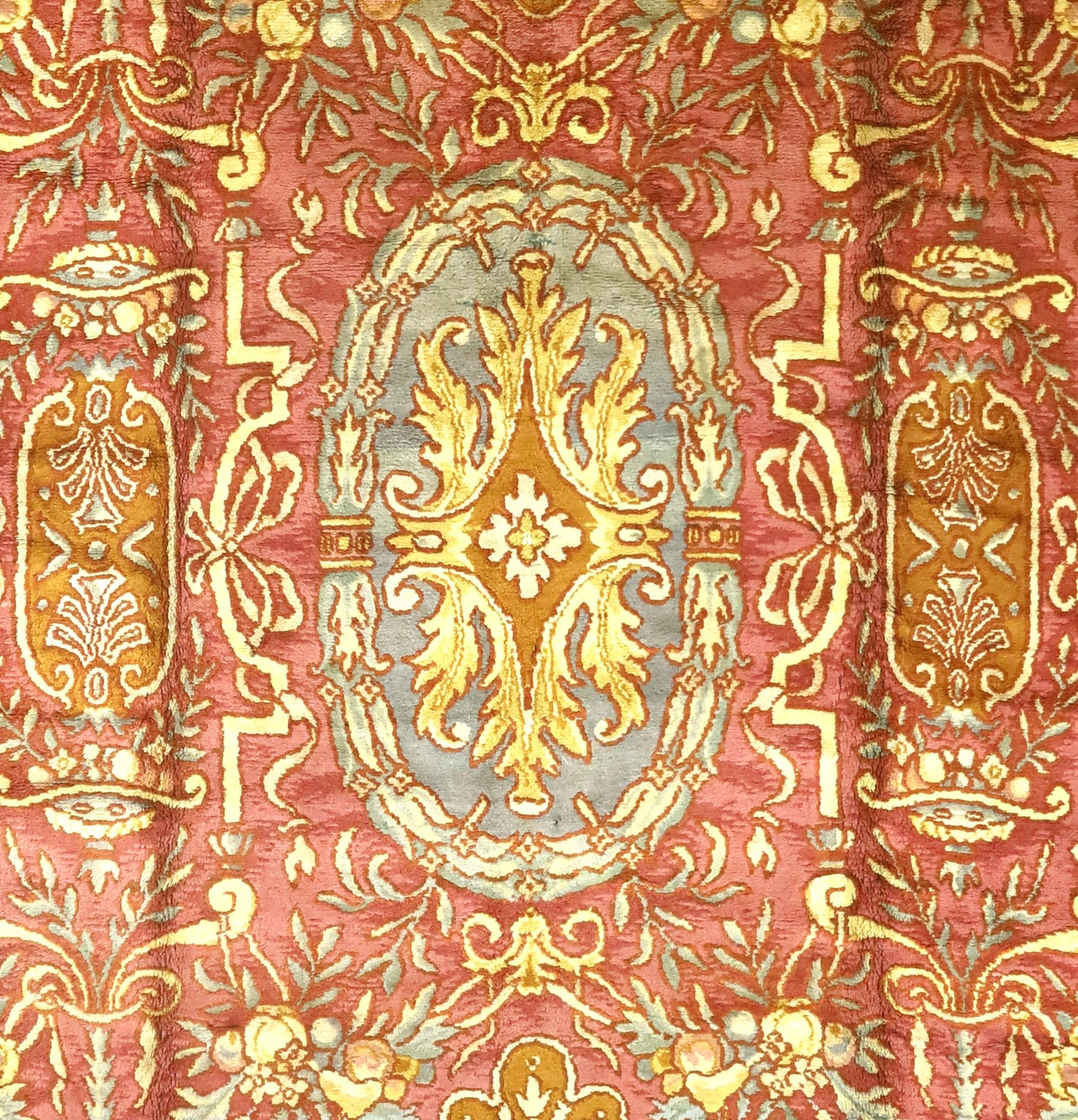 Tapis ancien de la Savonnerie française 12'0
