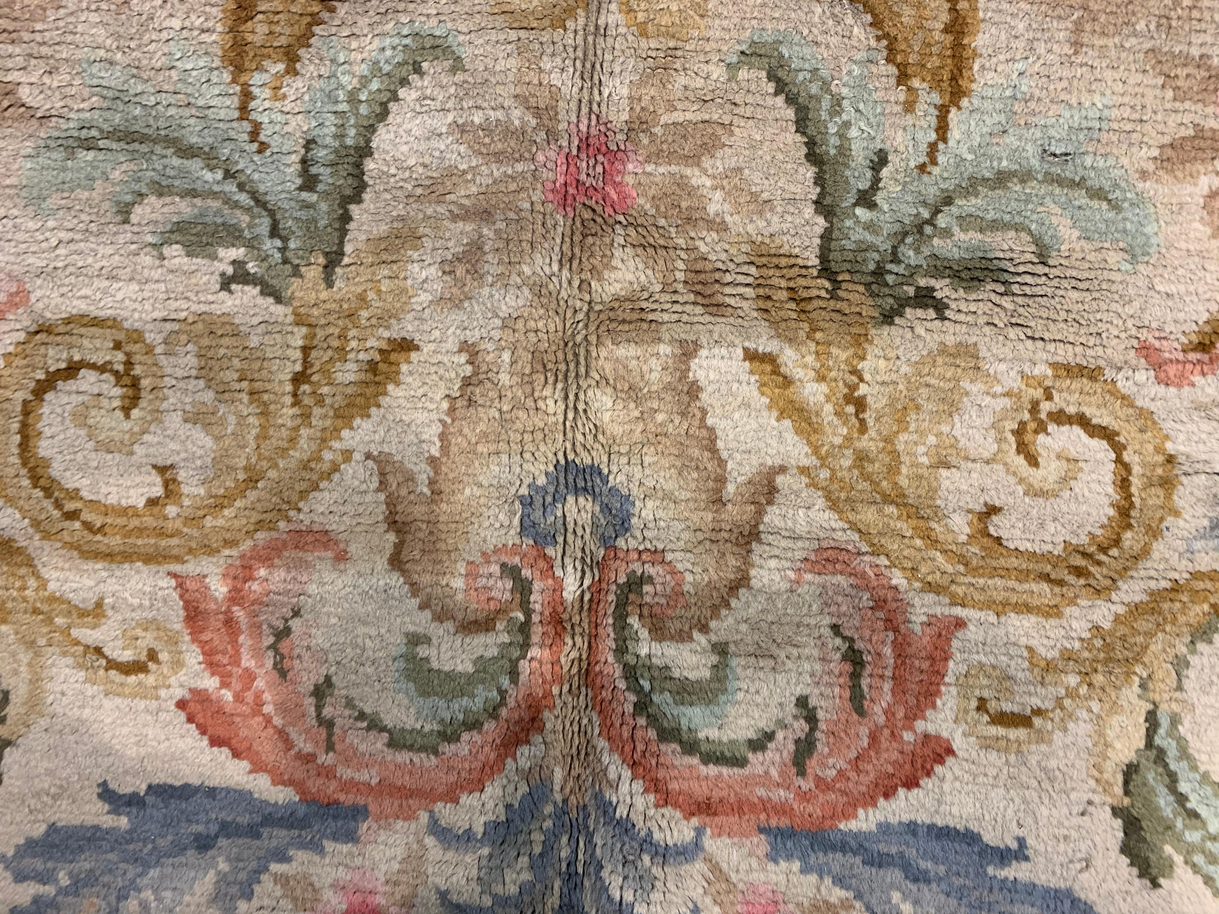 Antique French Savonnerie Rug, 6'8 x 8'6 For Sale 7