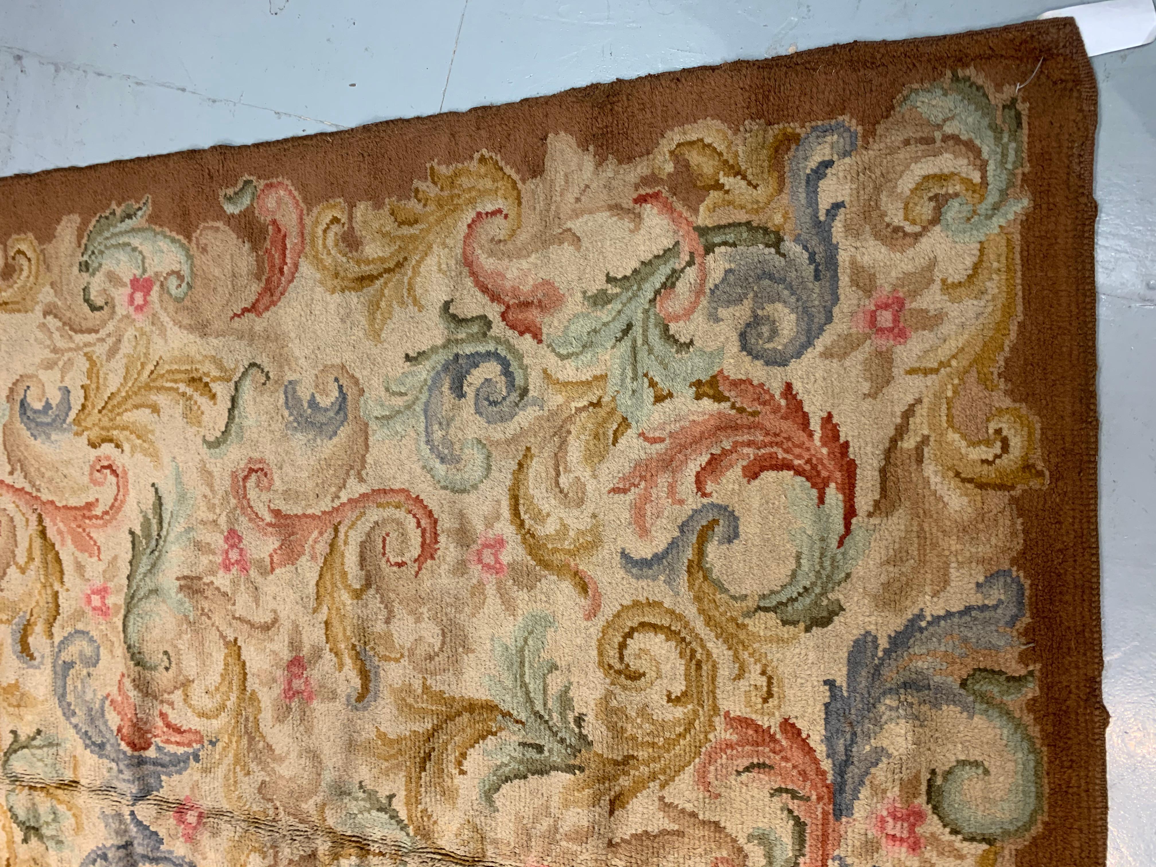Antiker französischer Savonnerie-Teppich, 6'8 x 8'6 im Angebot 7