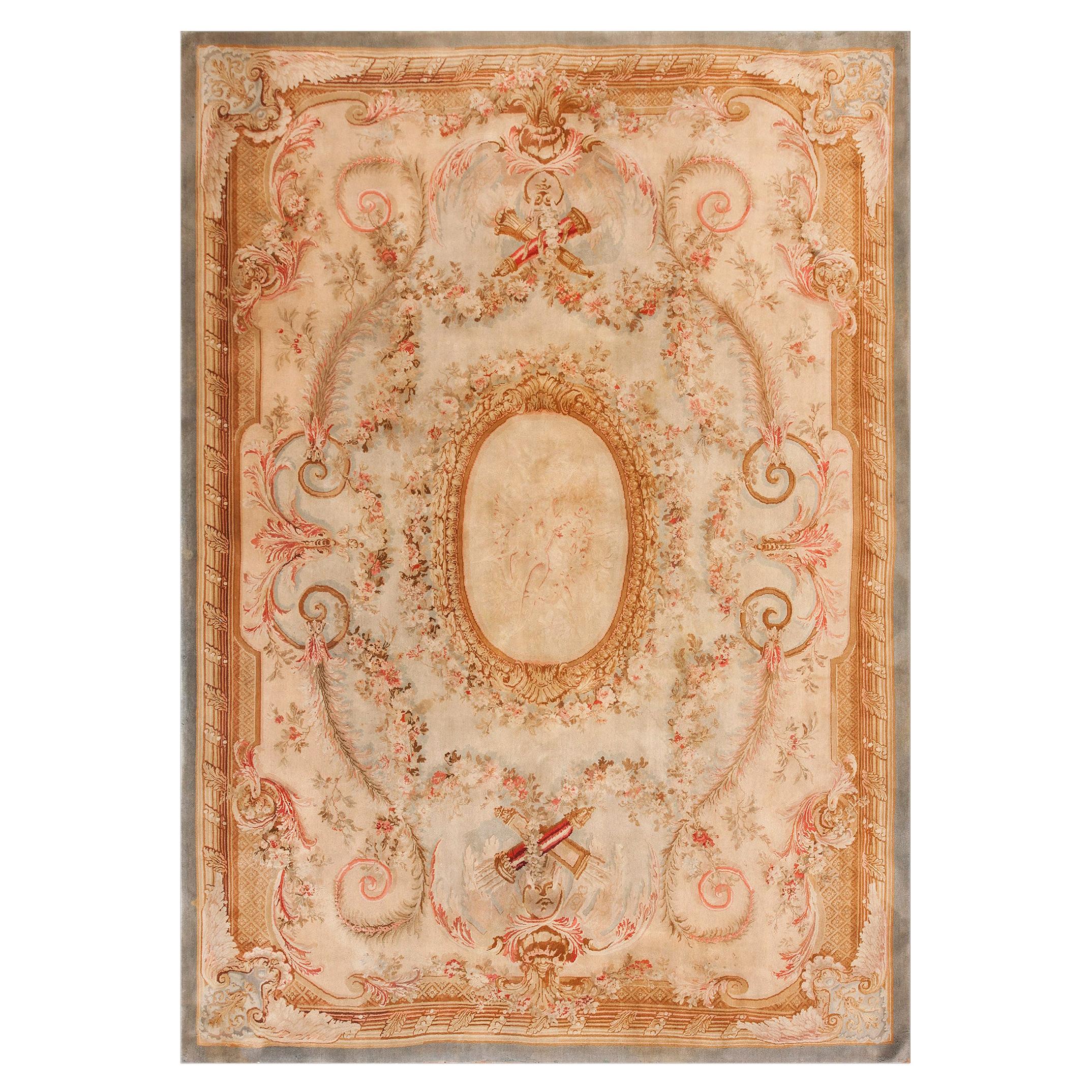 19th Century French Savonnerie Carpet ( 8'8" x 12'3" - 265 x 373 ) For Sale