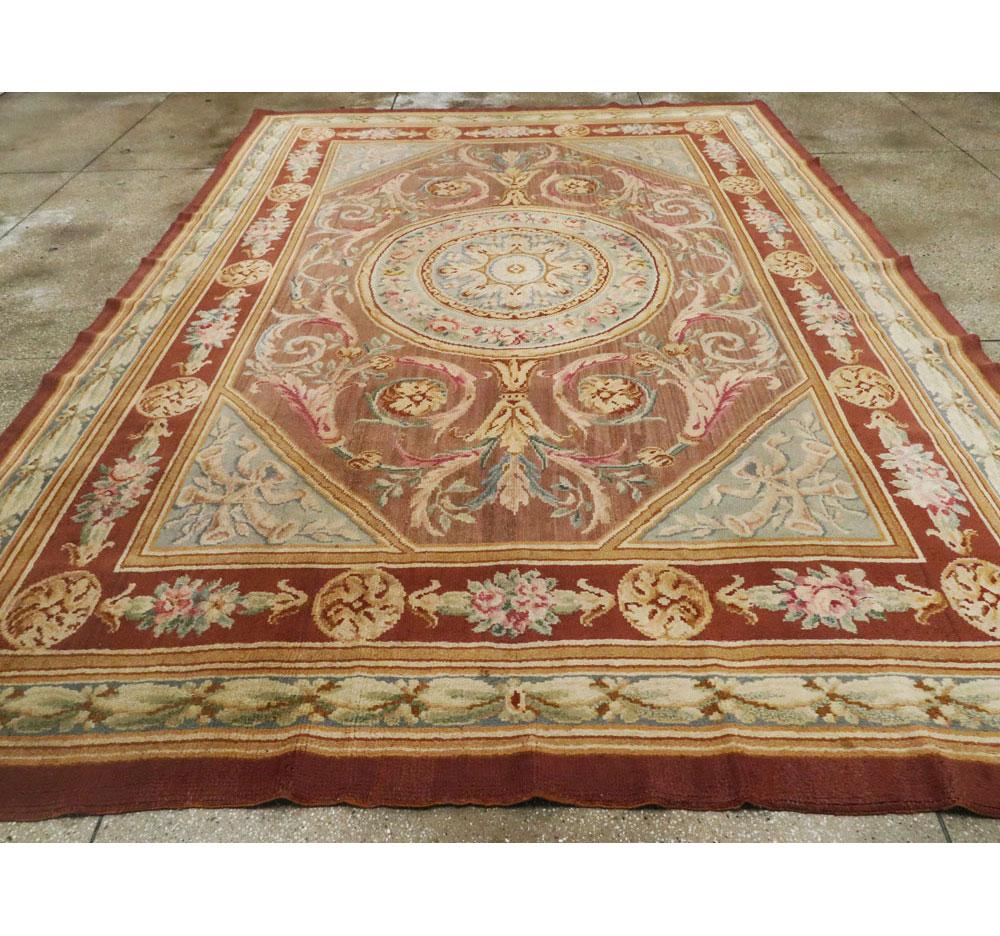 Antique French Savonnerie Rug in the Style of Louis XV In Good Condition For Sale In New York, NY