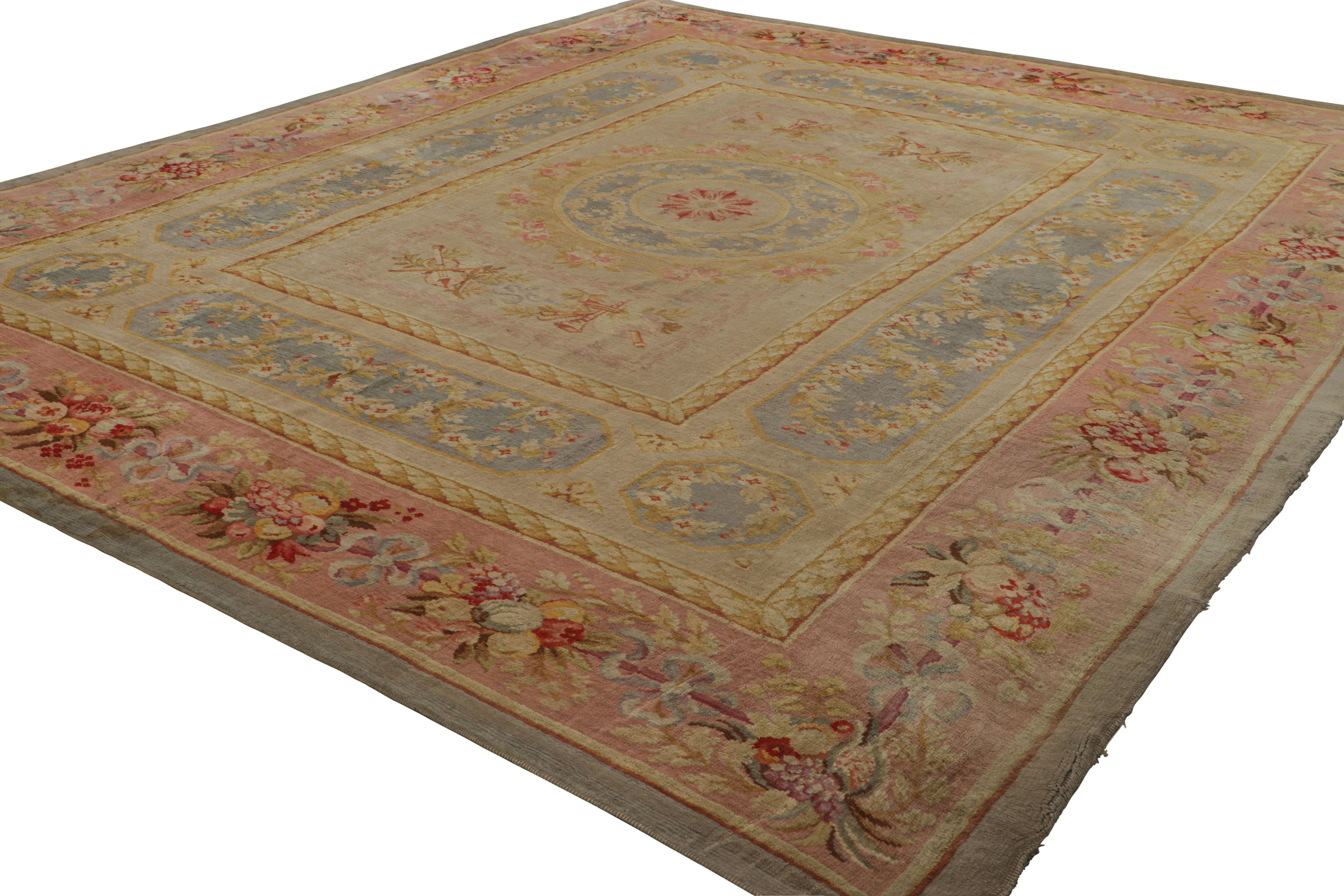 Hand-Knotted Antique French Savonnerie Rug with Floral Medallion - Rug & Kilim For Sale