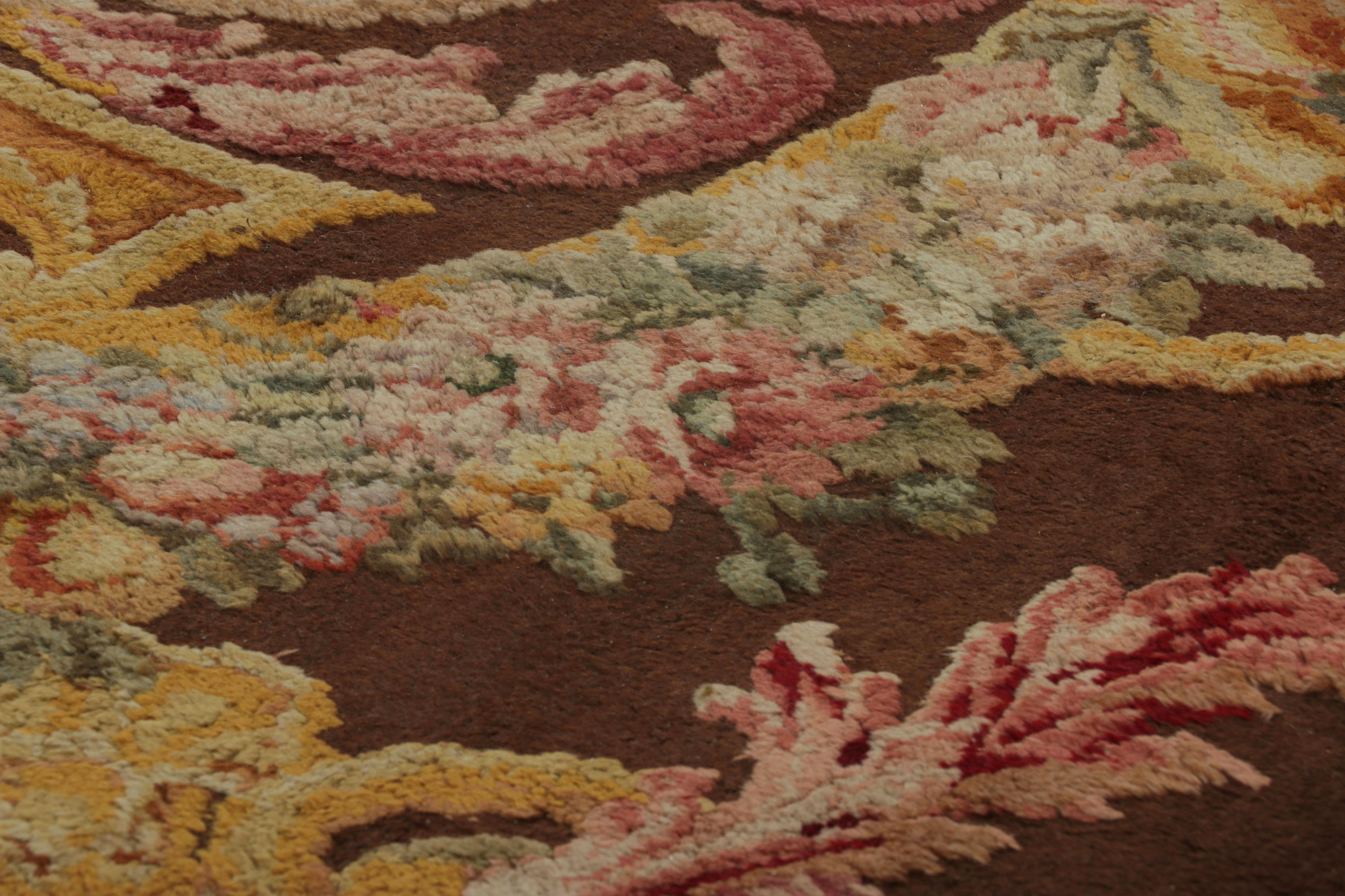 Wool Antique French Savonnerie Rug with Floral Medallion - Rug & Kilim For Sale