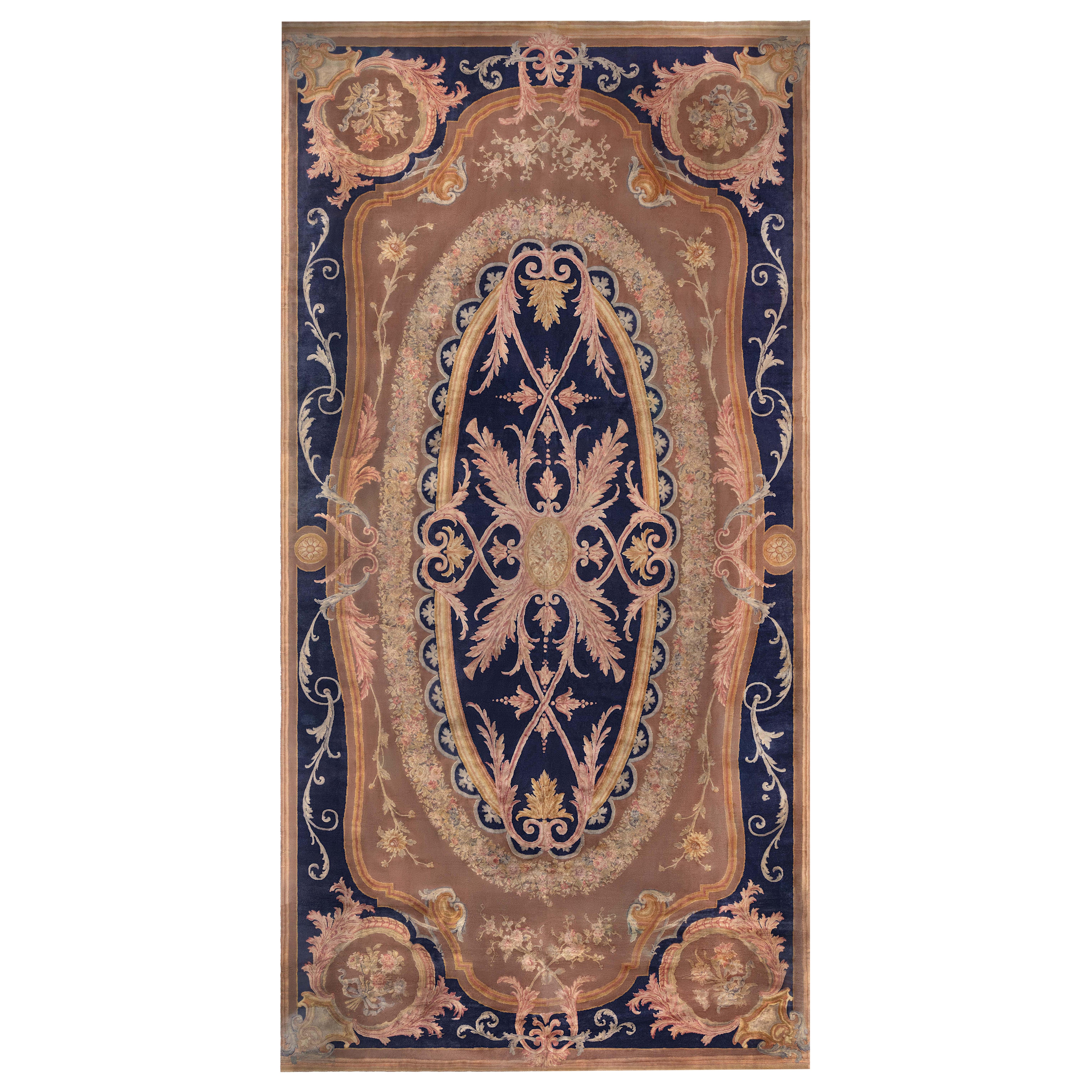Tapis en laine Antique French Savonnerie Doris Leslie Blau