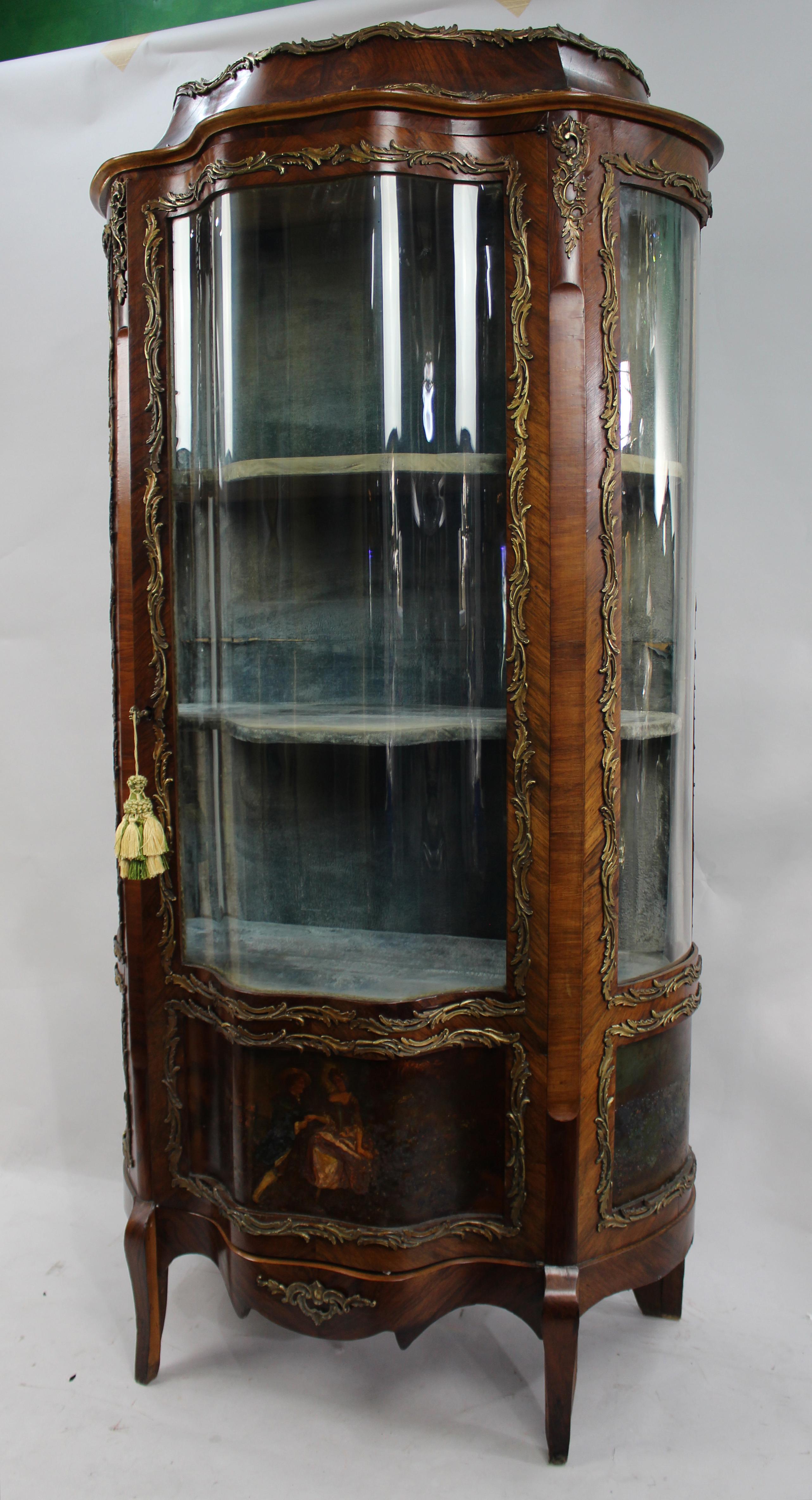 Antique French Serpentine Vernis Martin Display Cabinet In Fair Condition For Sale In Worcester, GB
