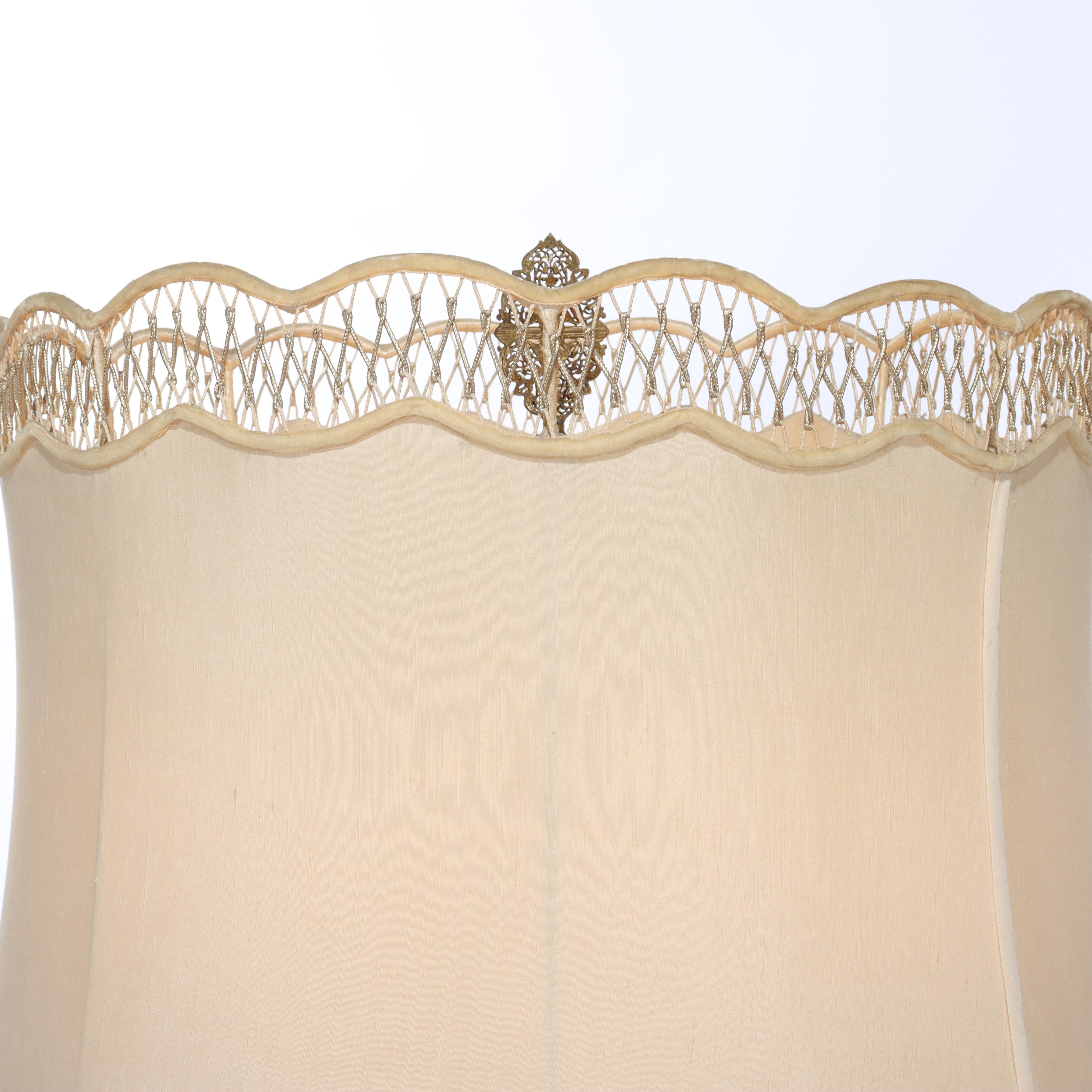 Antique French Sevres Lámpara Azul Cobalto con Recubrimiento Metálico C1900 siglo XX en venta