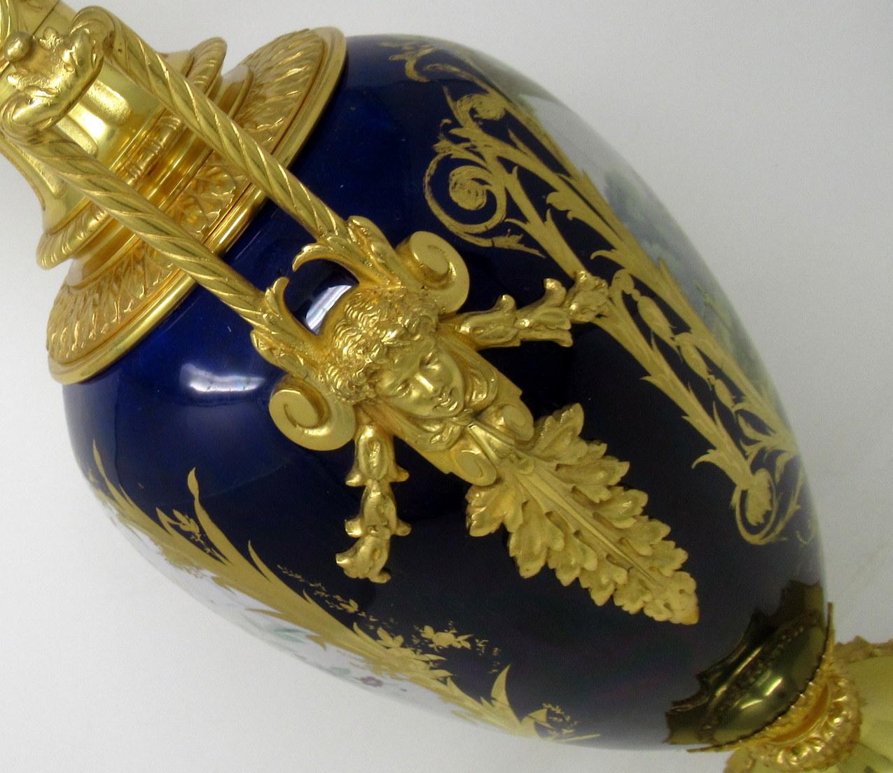 Antique French Sèvres Gilt Bronze Porcelain Vase Ormolu Cobalt Blue Table Lamp 4
