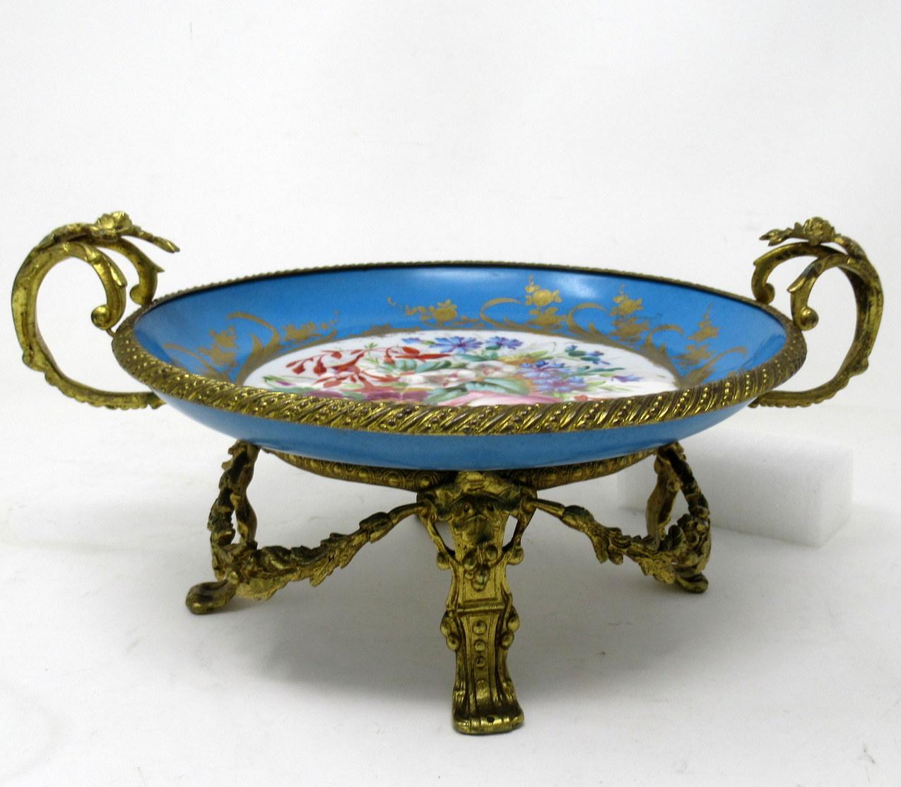 Antike französische Sevres Goldbronze vergoldete Bronze Dore Porzellan Tazza Schrank Teller Schale im Zustand „Gut“ im Angebot in Dublin, Ireland