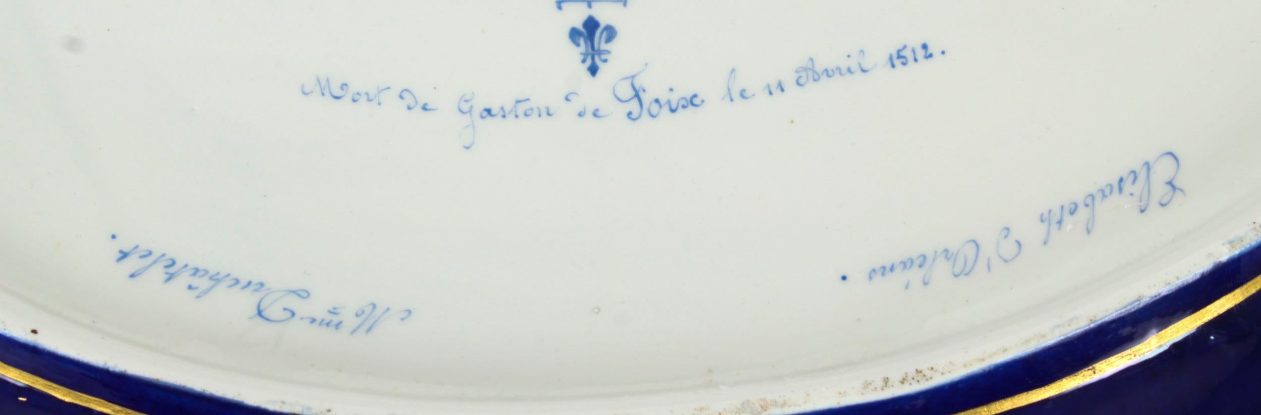 Ancien plat ovale en porcelaine de Sèvres fin 18ème siècle en vente 5