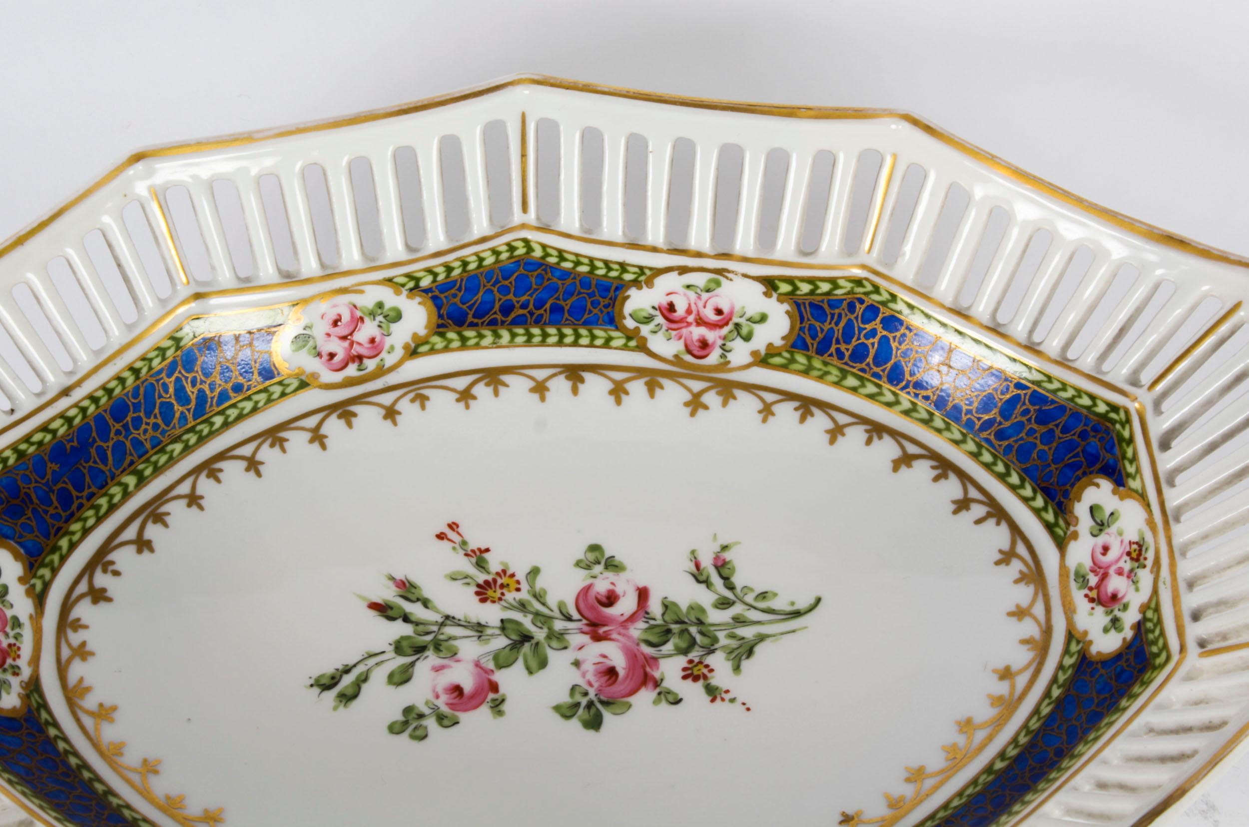 Antique French Sevres Oval Porcelain Dish Late 19th Century For Sale 1