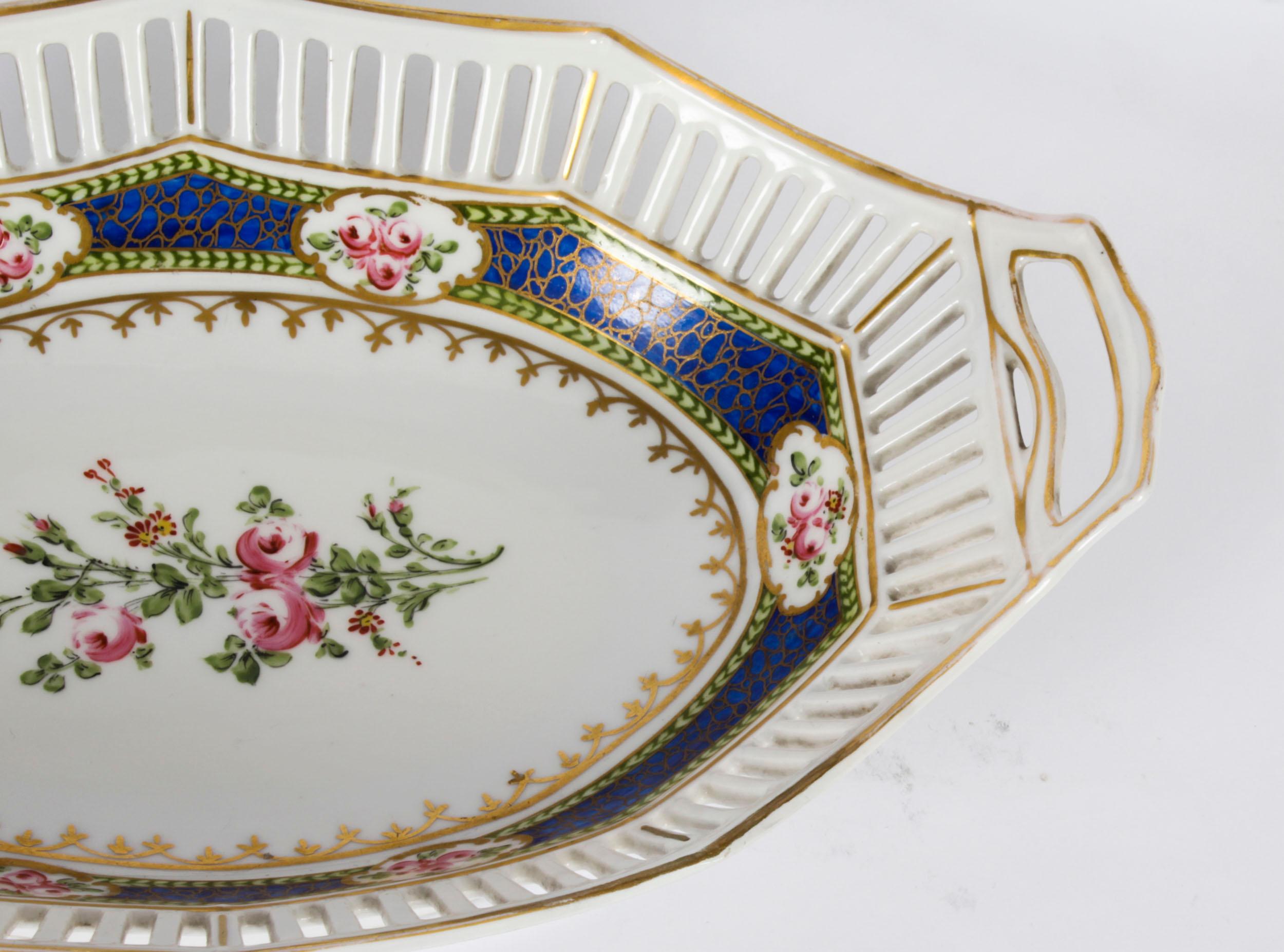 Antique French Sevres Oval Porcelain Dish Late 19th Century For Sale 2