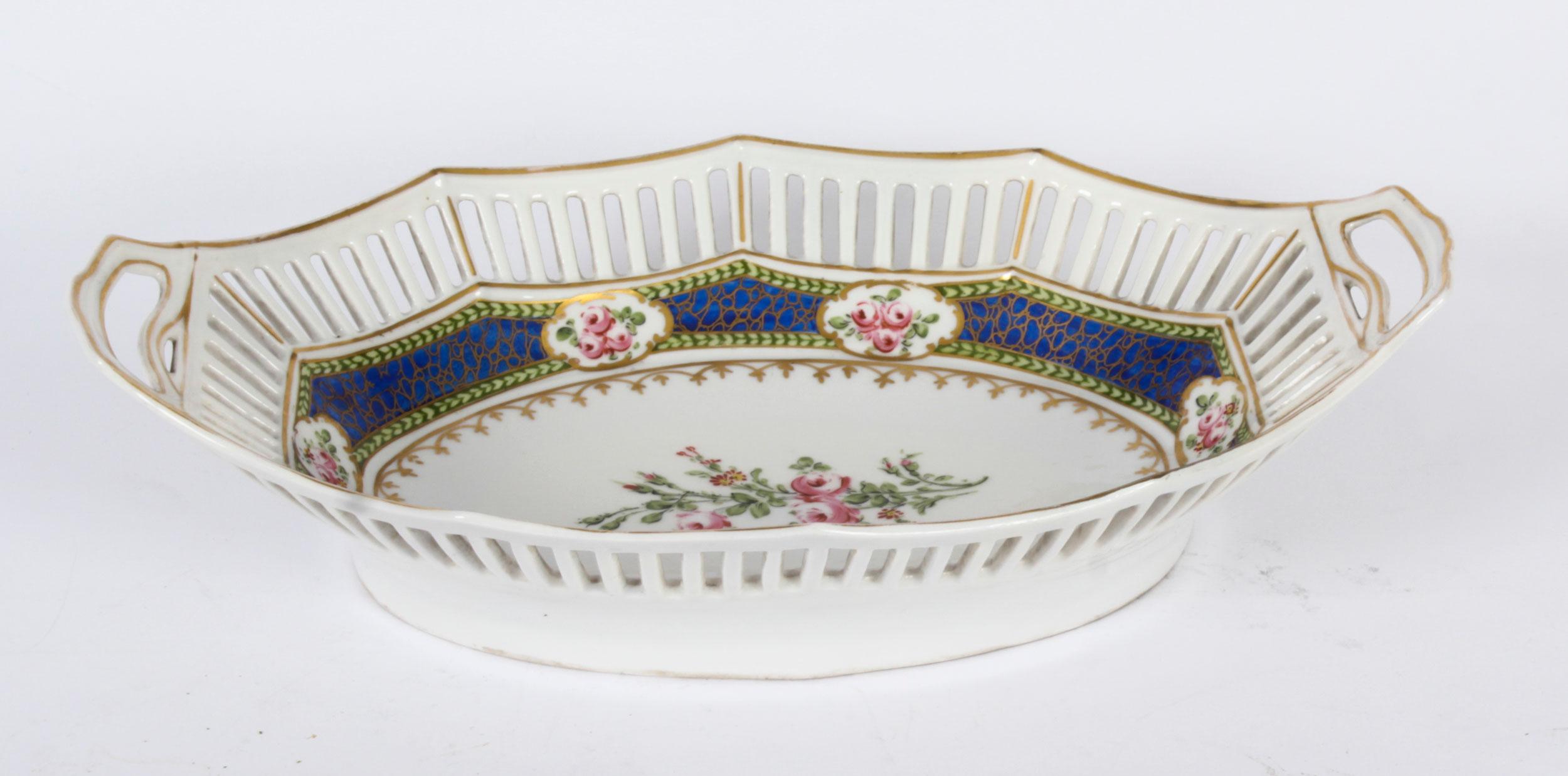 Antique French Sevres Oval Porcelain Dish Late 19th Century For Sale 4
