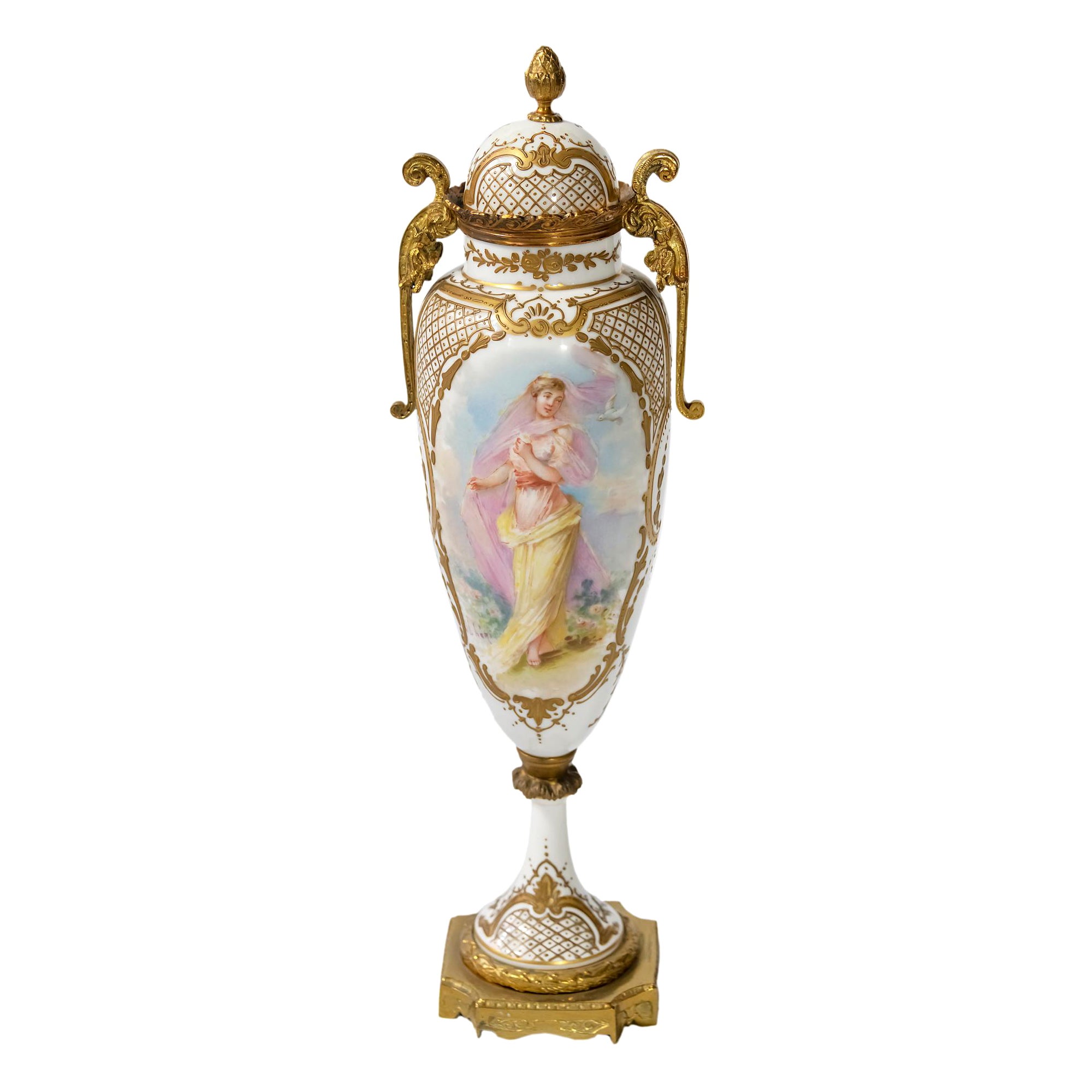Antique French Sevres Porcelana y Bronce Jarrón con Tapa