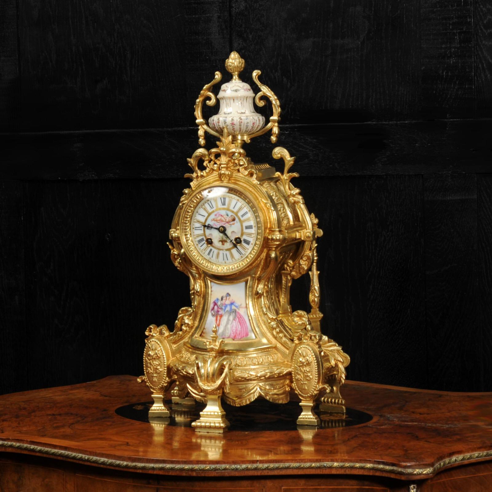 Antique French Sevres Porcelain and Gilt Bronze Clock In Good Condition For Sale In Belper, Derbyshire