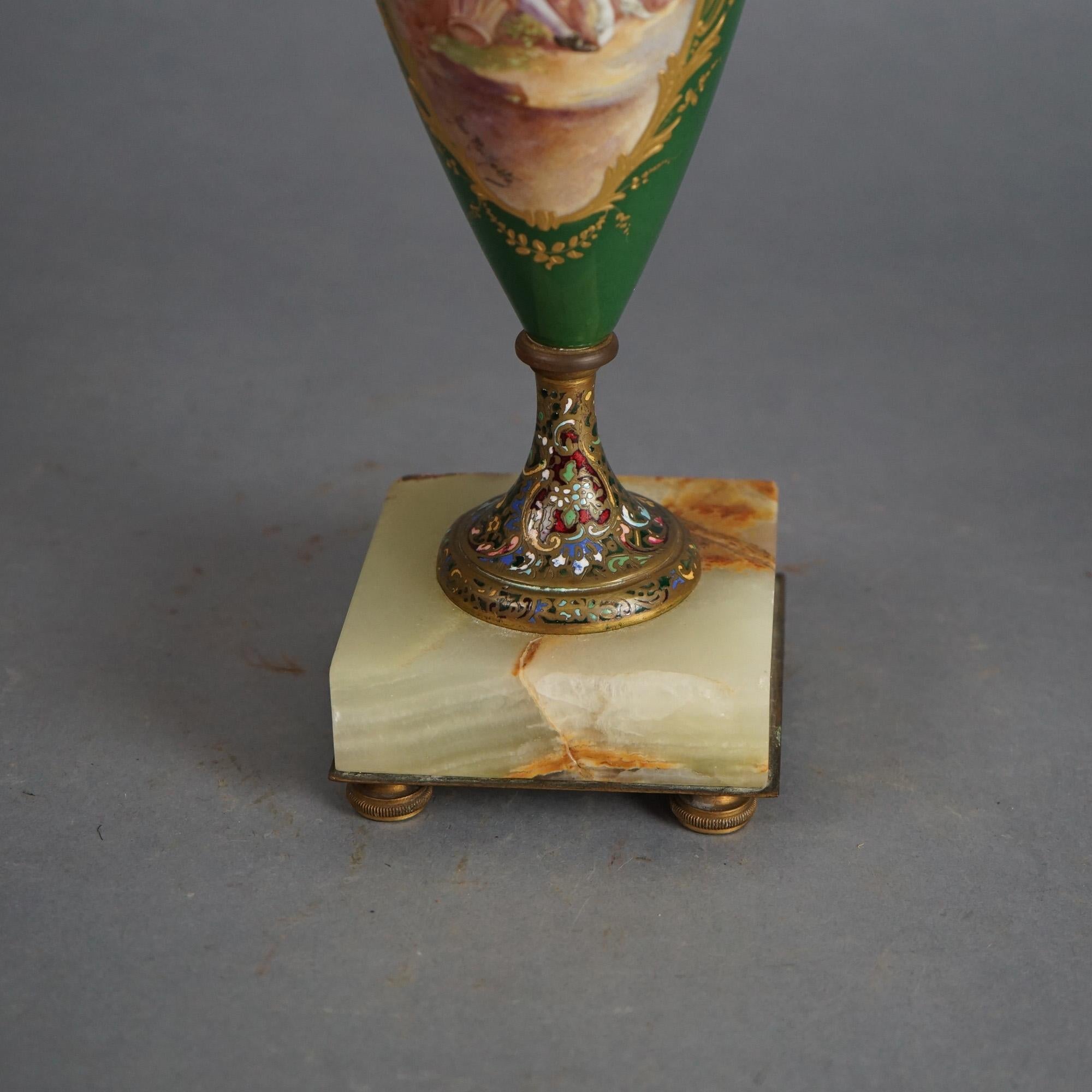 Antique French Sevrés Porcelana y Retrato Esmaltado Urna con Base de Mármol c1890 Pintado a mano