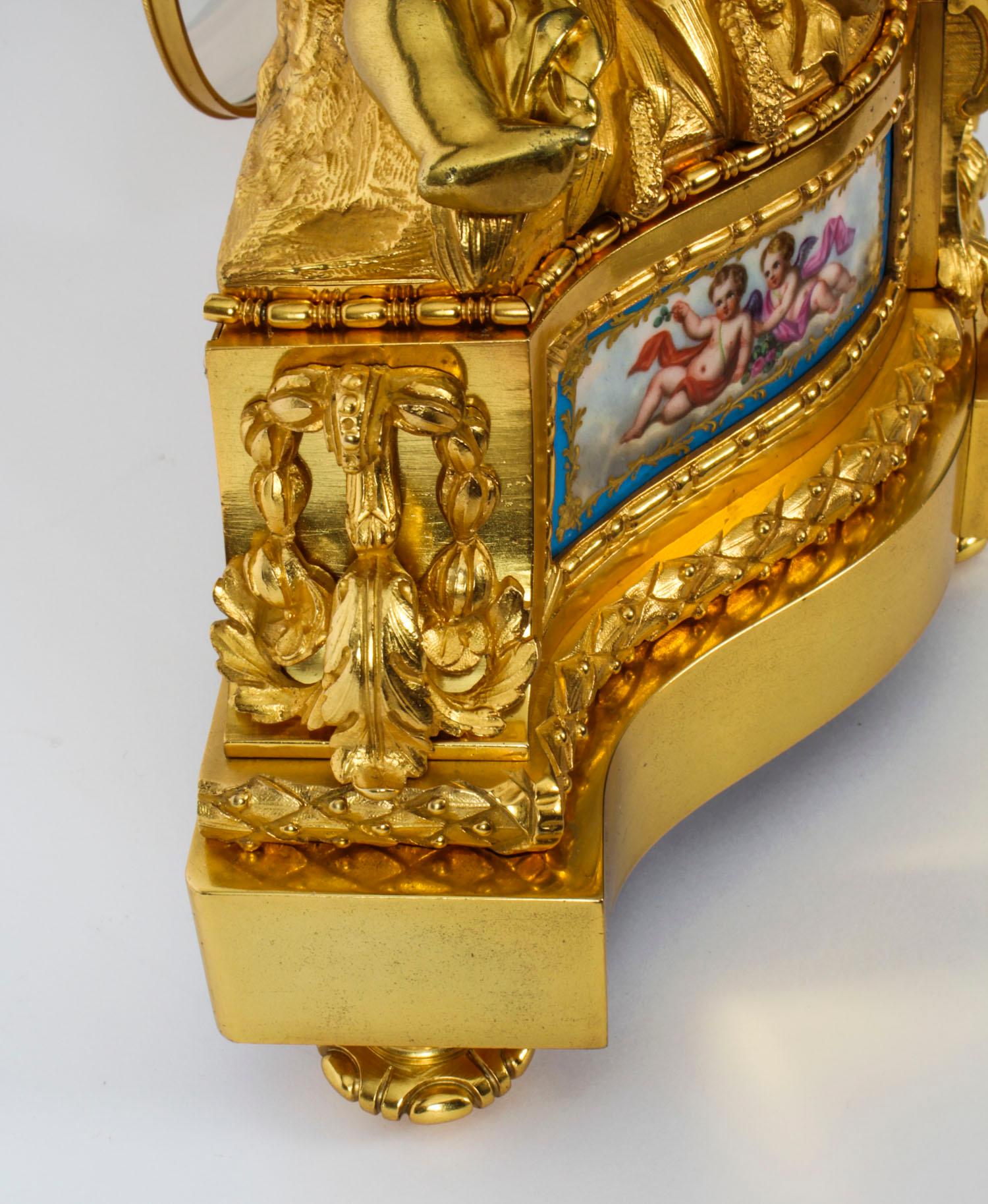 Antike französische Sevres-Porzellan-Goldbronze-Uhr von Raingo Freres, 19. Jahrhundert im Angebot 11
